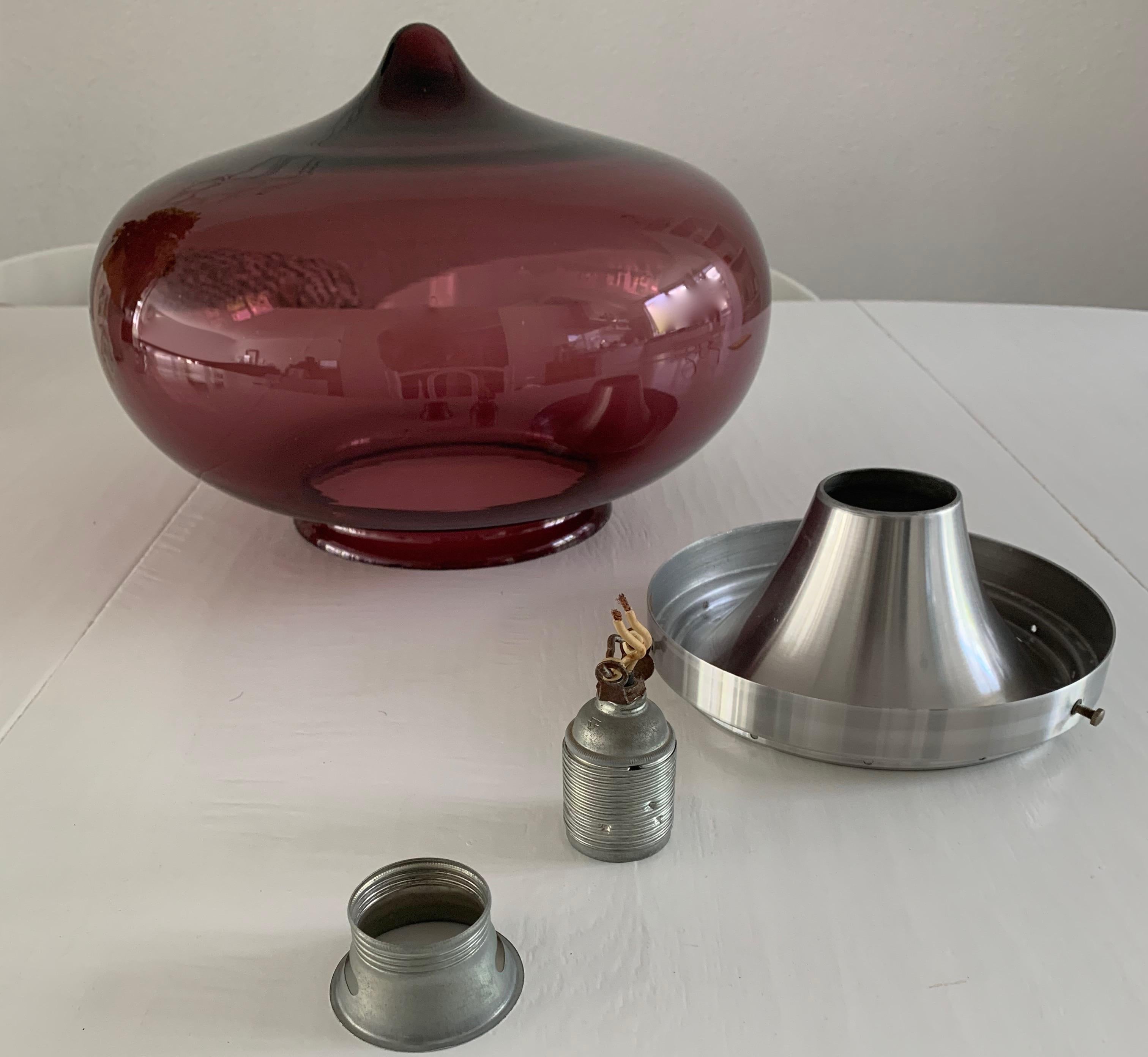 Raak Amsterdam, MidCentury Modern Cranberry Glass & Droplet Shape Flush Mount  In Good Condition In Lisse, NL