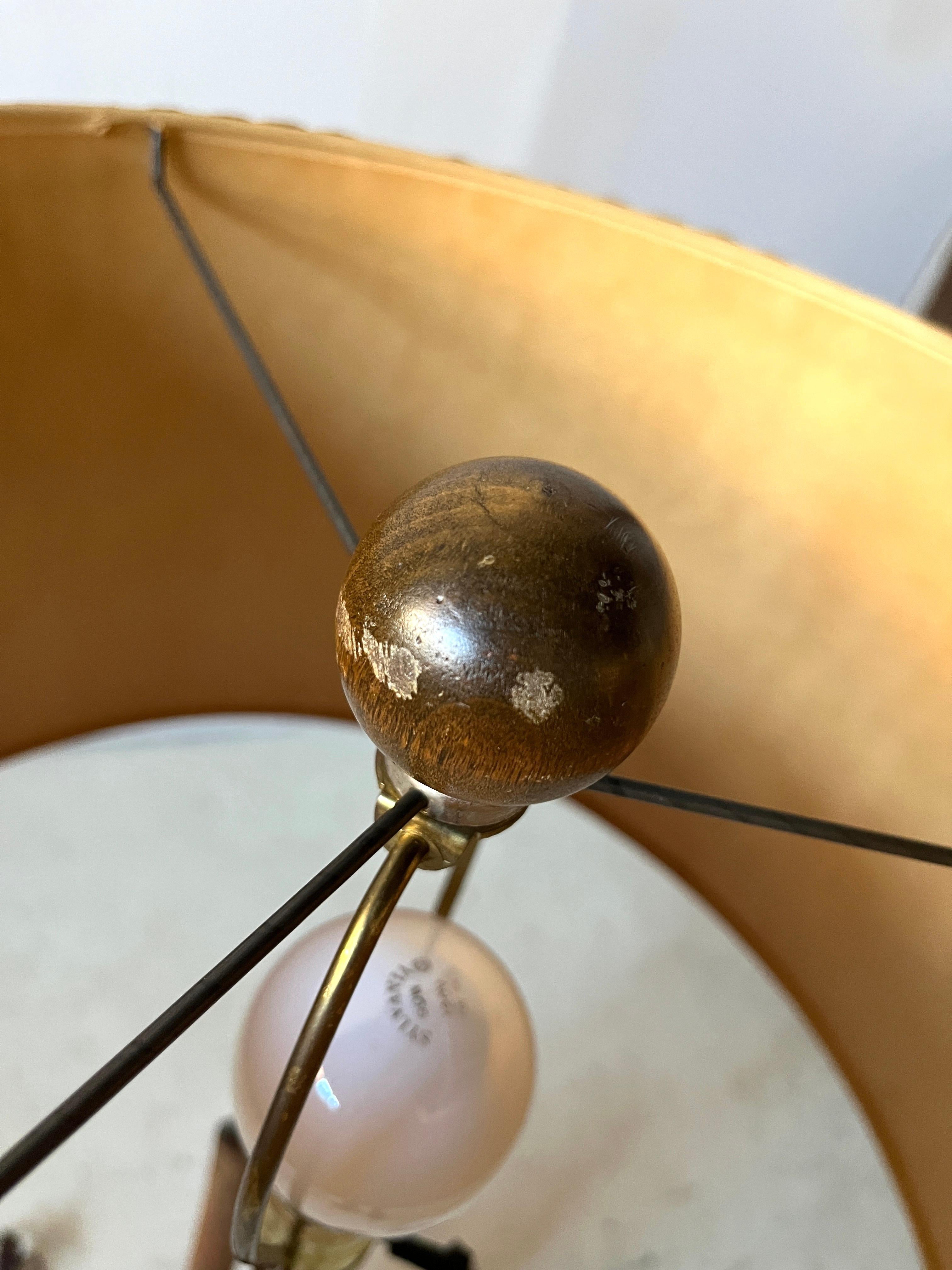 Lámparas de sobremesa escultóricas de nogal vintage de los años 60, modernas de mediados de siglo, modernas orgánicas en venta 9