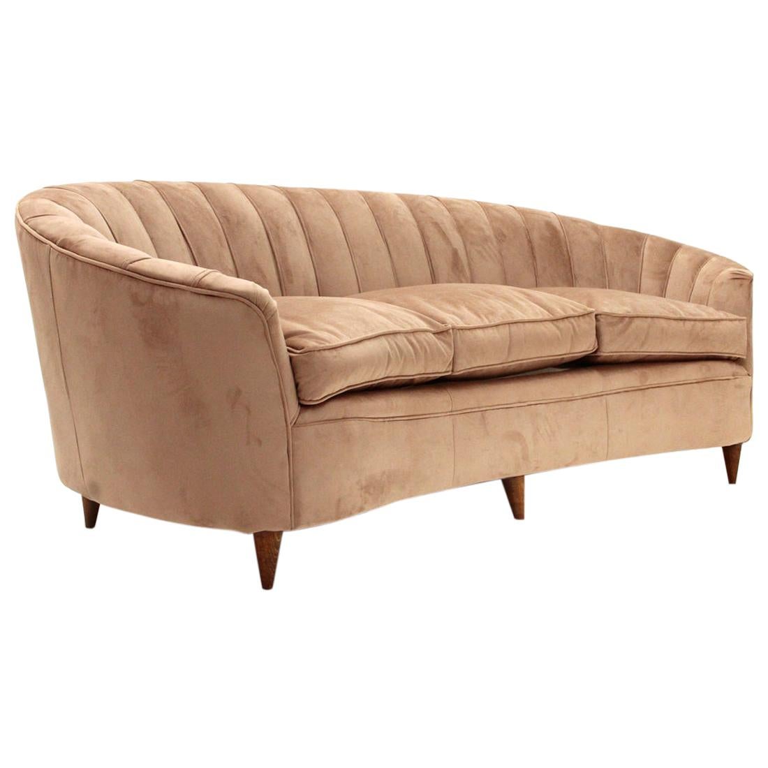 Mid-Century Modern 3-Seat Powder Pink-Colored Curved Sofa, 1950s For Sale