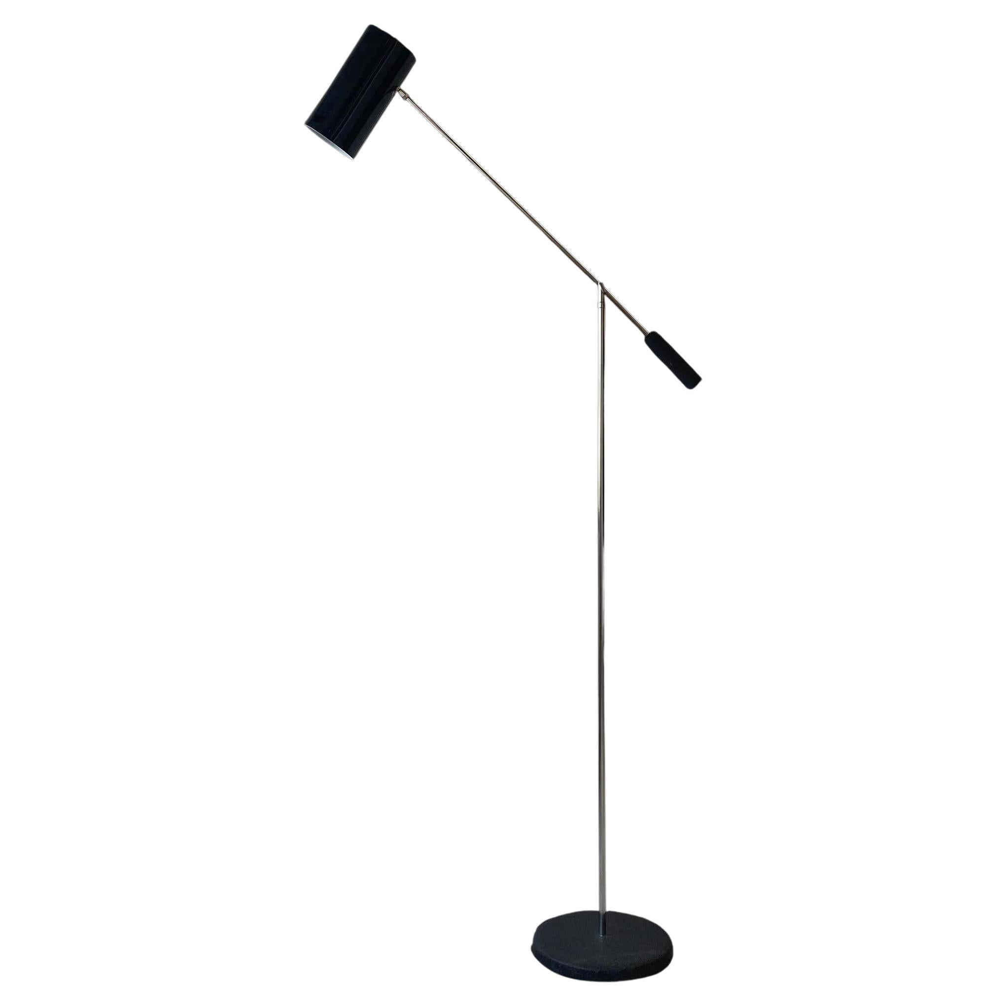 Midcentury Modern Adjustable Cantilever Floor Lamp Attributed to Sonneman For Sale