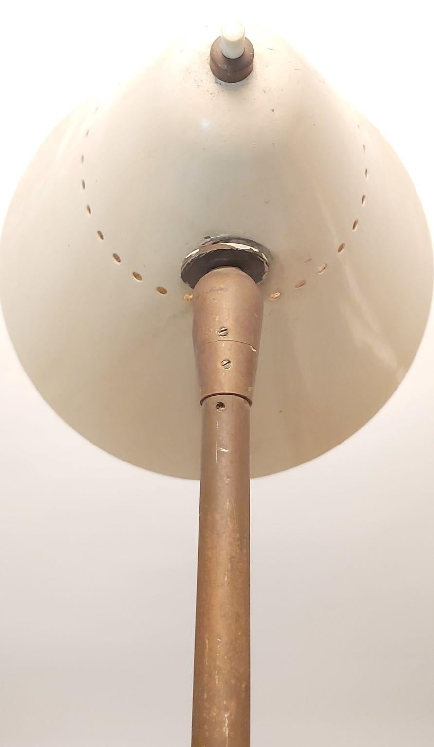 Mid-Century Modern Adjustable Floor Lamp by F. Ostuni for Oluce Rare Italy 1950s For Sale 4