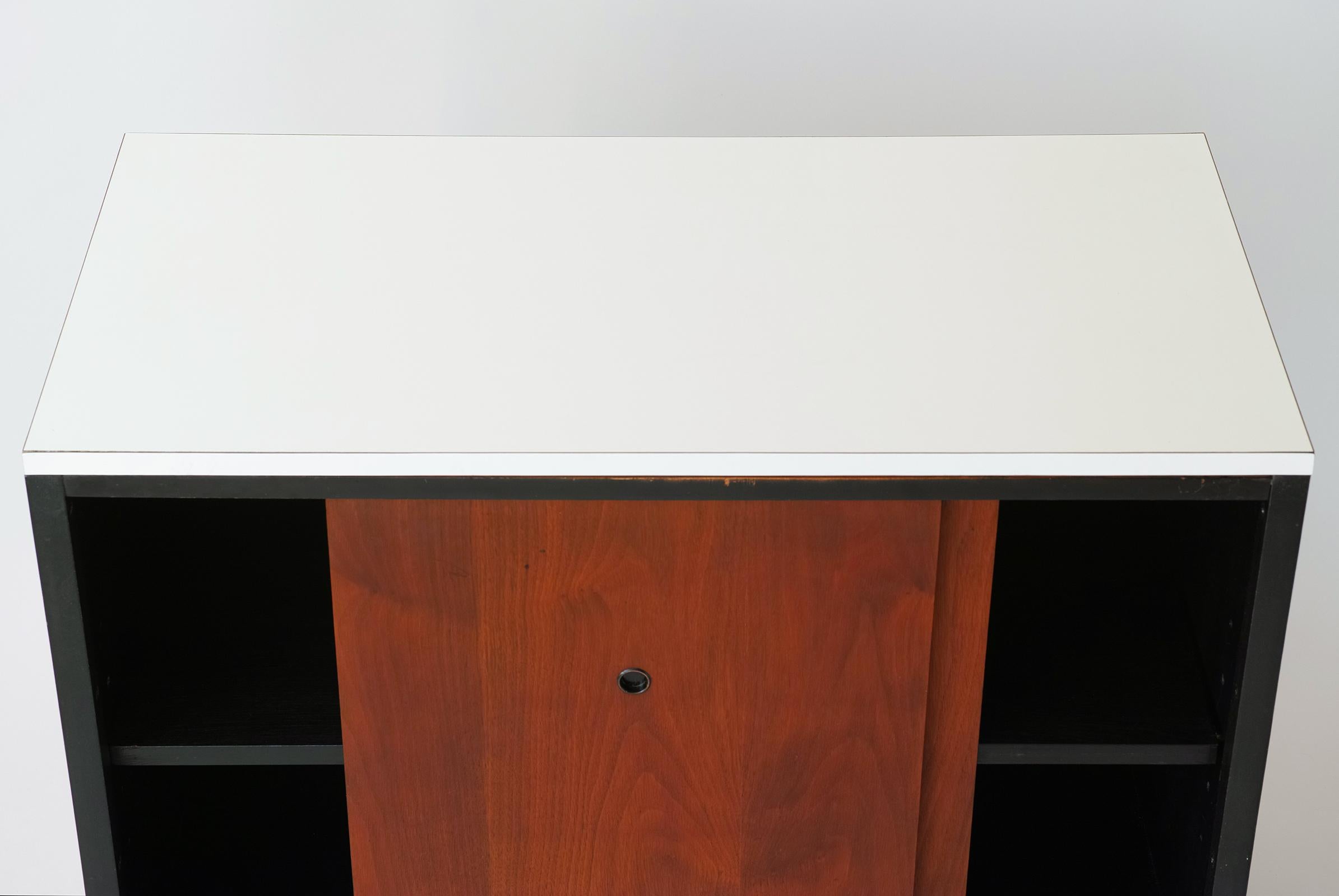 Allan Gould Midcentury Modern L10 Cabinet In Good Condition For Sale In Brooklyn, NY