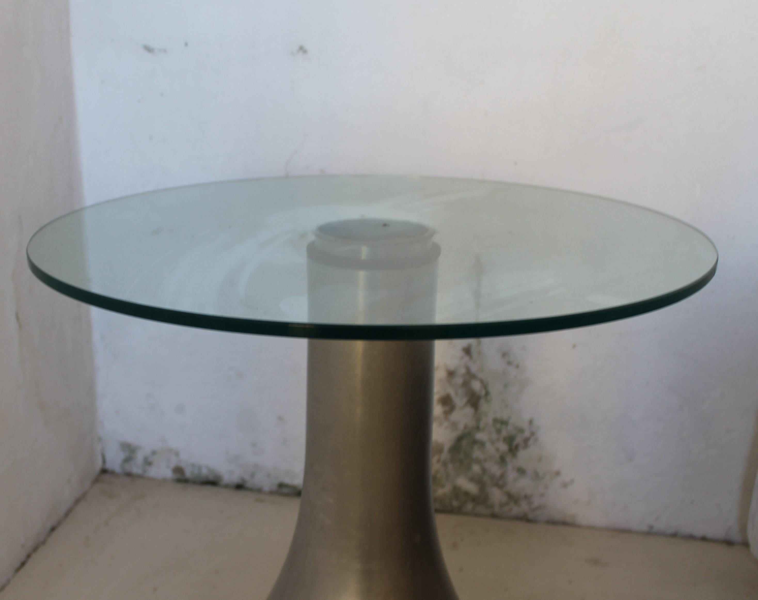 MidCentury Modern aluminium and glass small side Table, Italy 70s In Good Condition For Sale In Sacile, PN