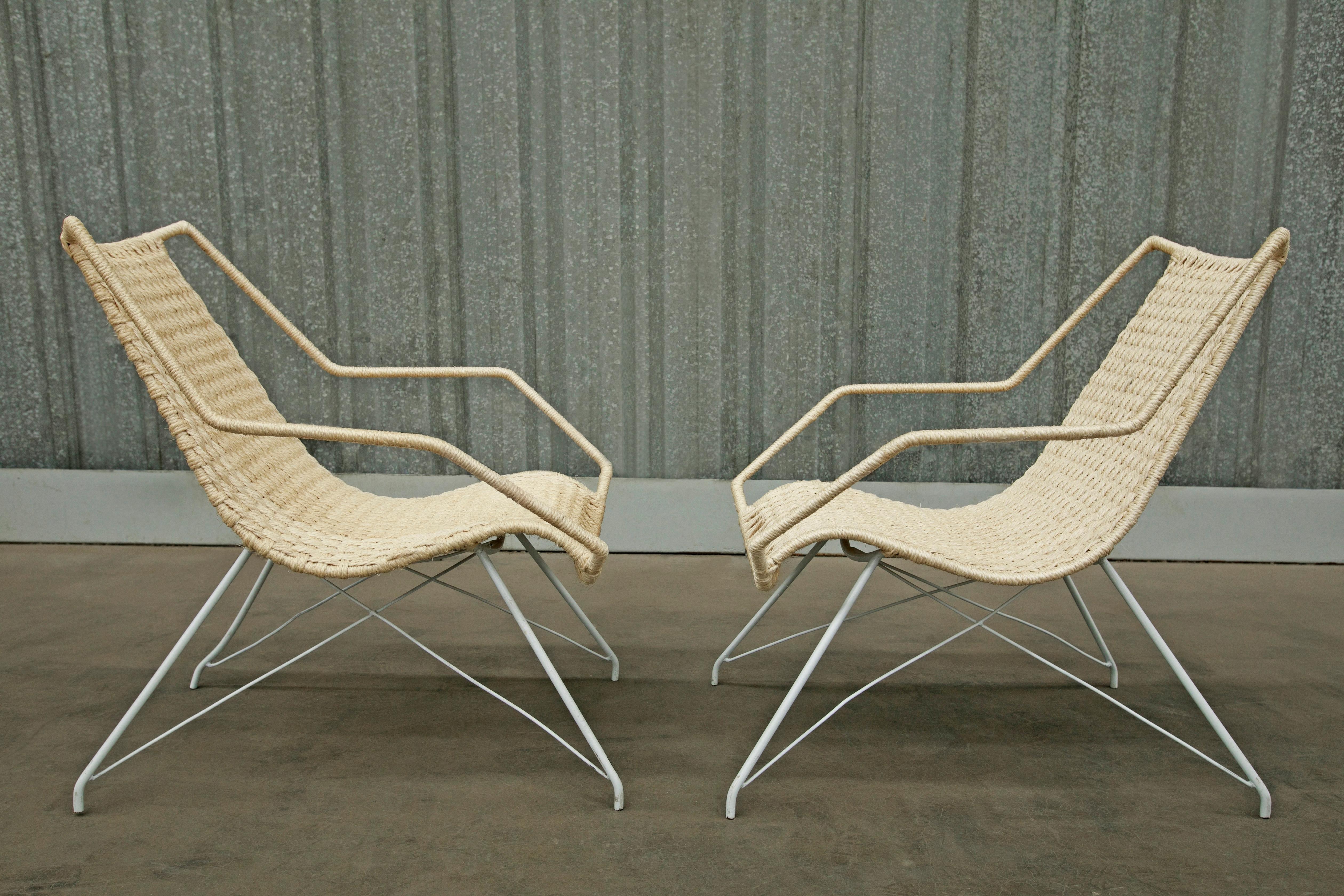 Brazilian Mid-Century Modern Armchairs in Iron & Woven Cotton Fiber, Carlo Hauner, Brazil For Sale