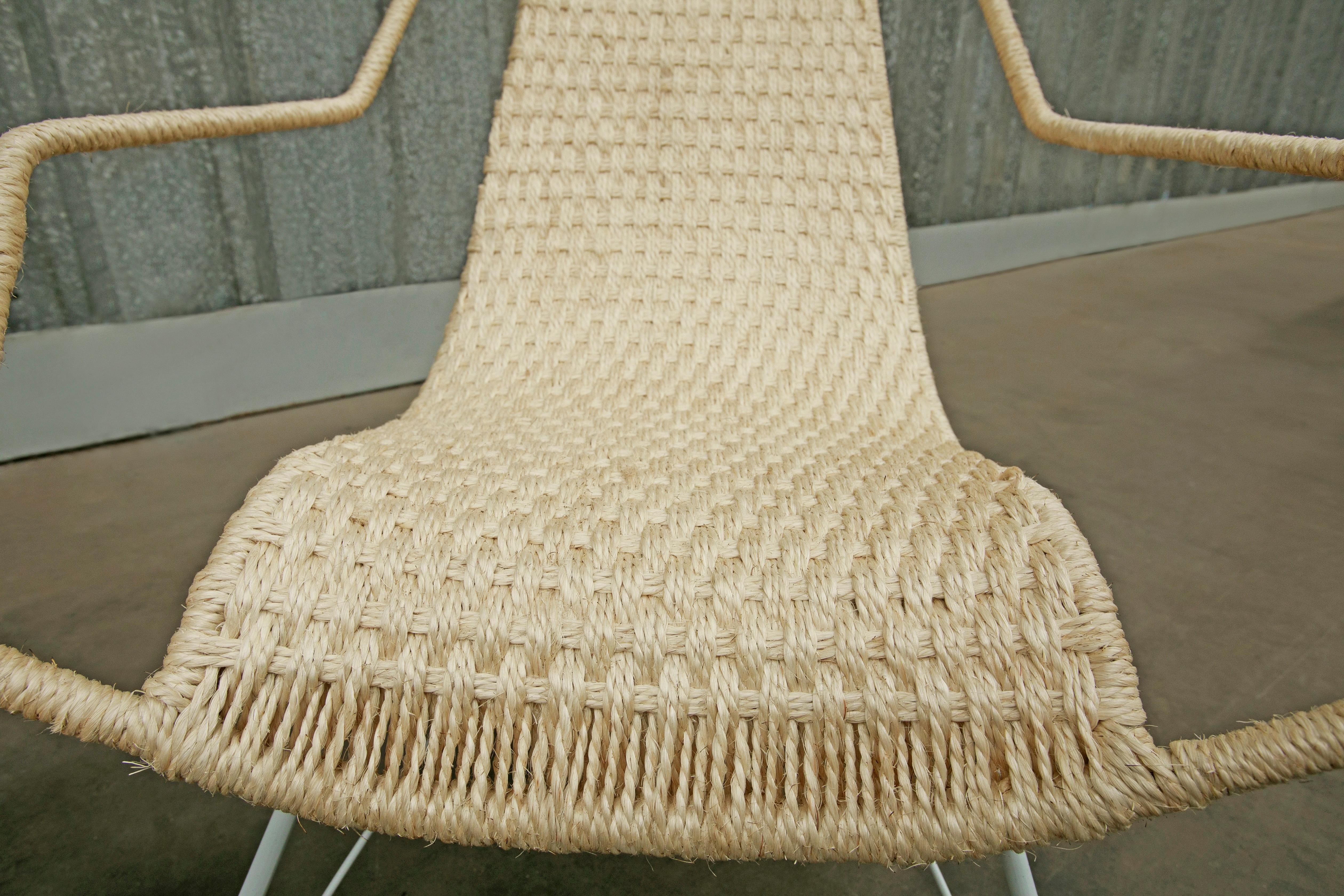 Mid-Century Modern Armchairs in Iron & Woven Cotton Fiber, Carlo Hauner, Brazil For Sale 1