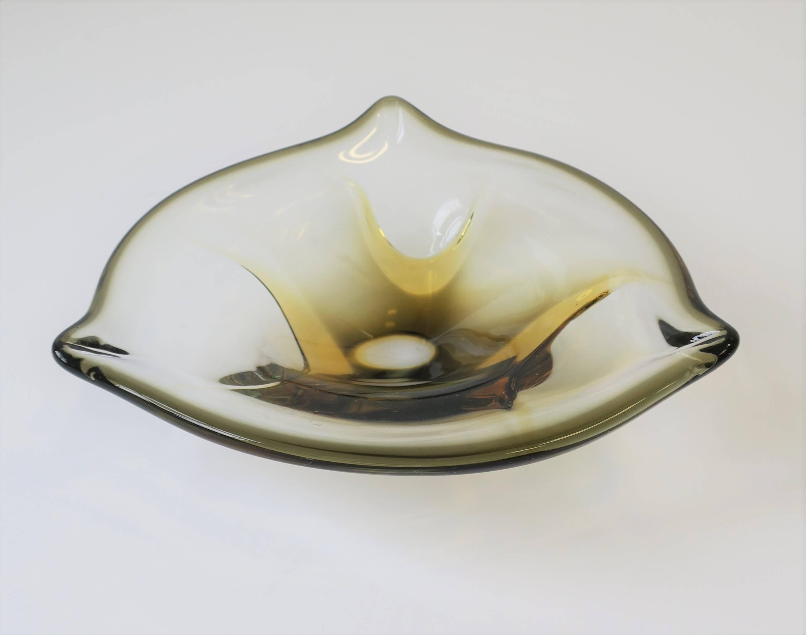 glass art bowl