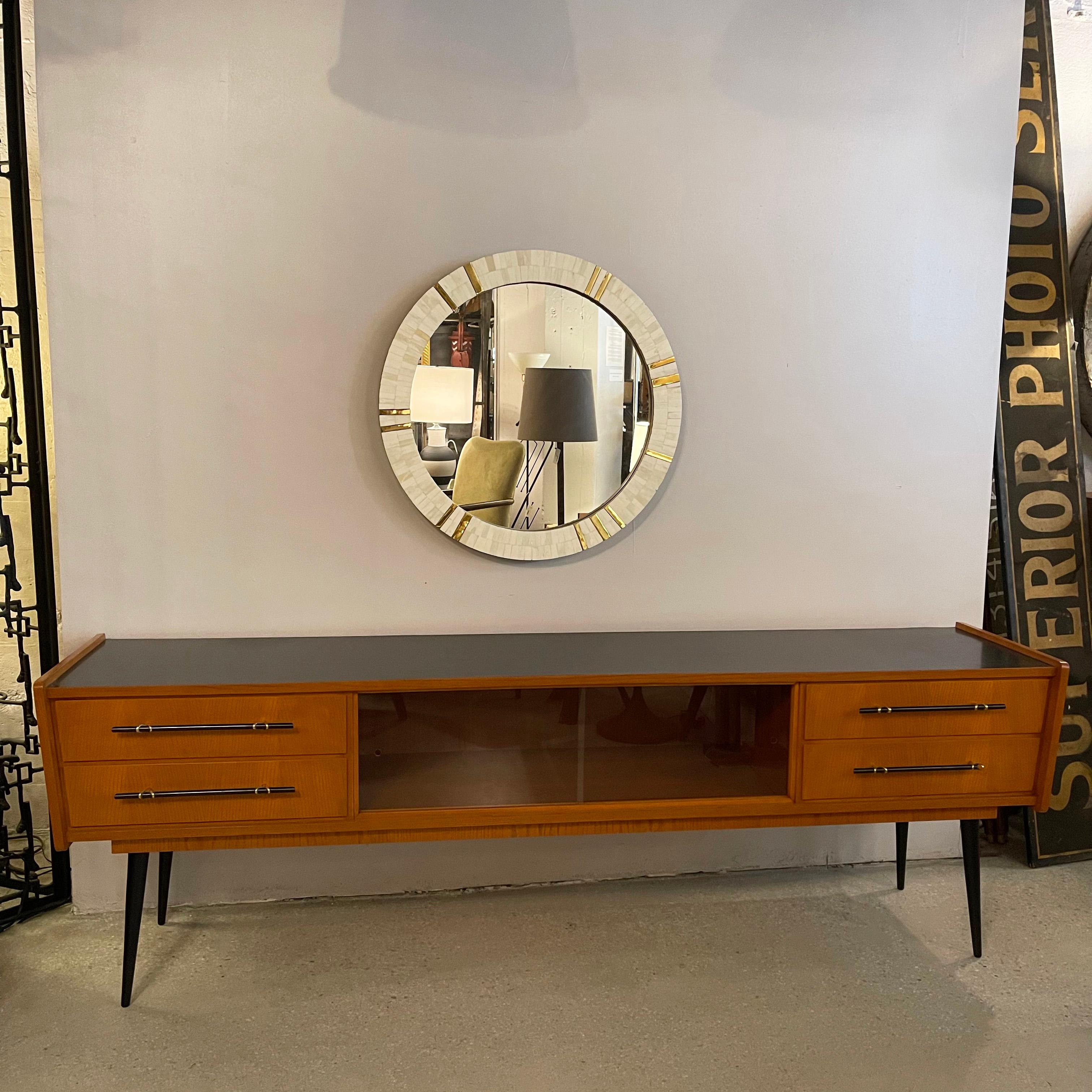 Midcentury Modern Ash And Laminate Console Credenza In Good Condition For Sale In Brooklyn, NY
