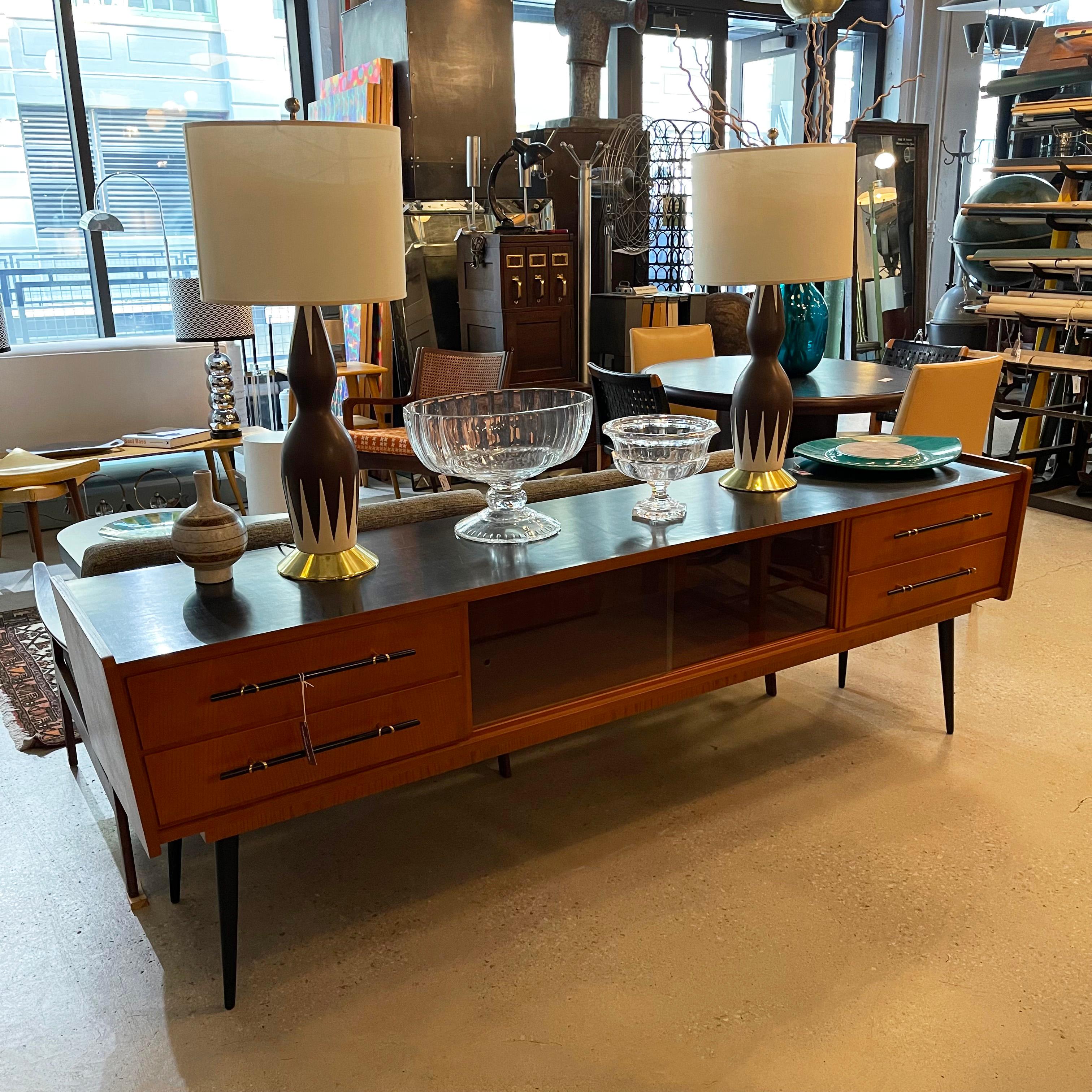 20th Century Midcentury Modern Ash And Laminate Console Credenza For Sale