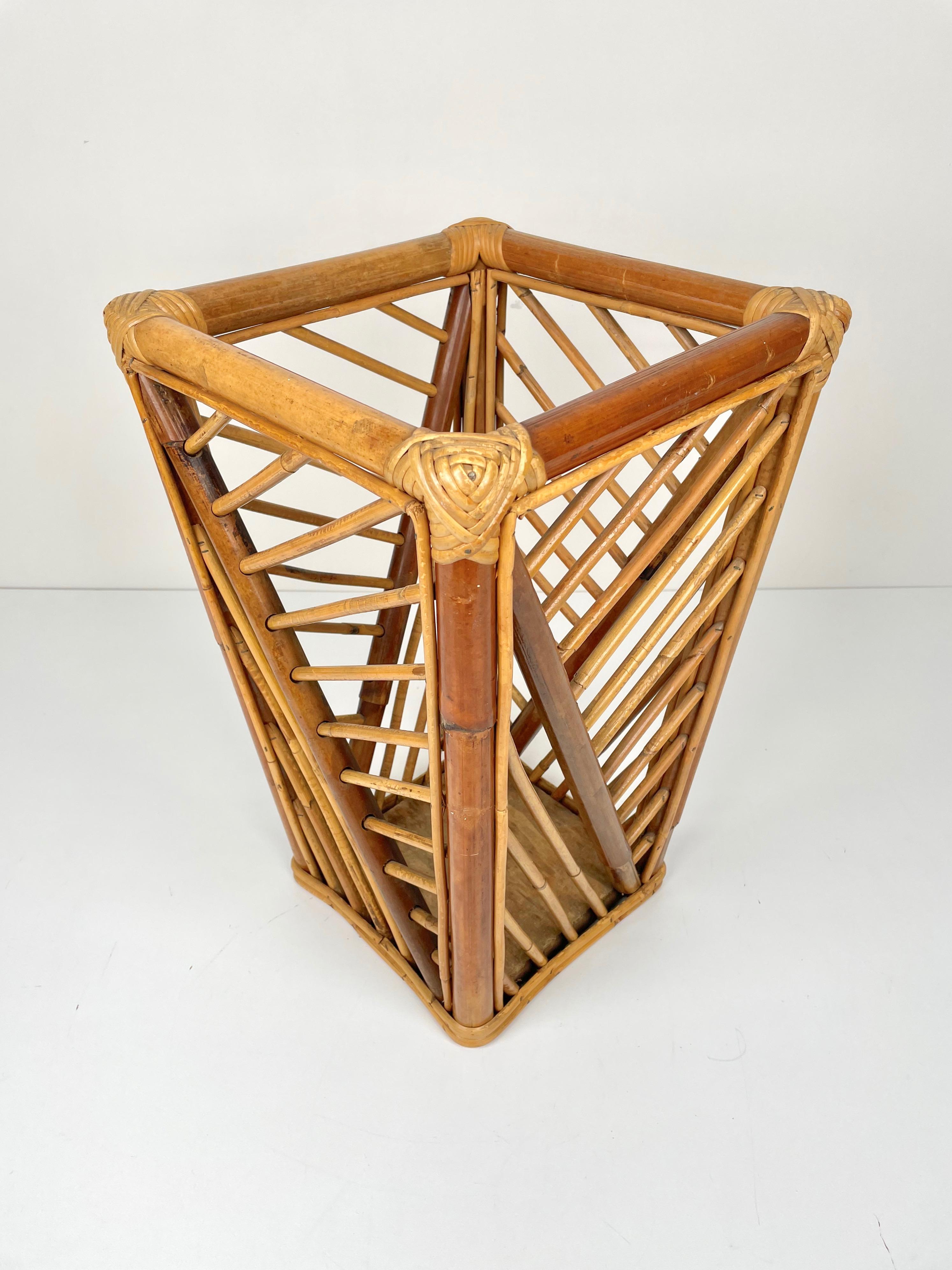 Mid-Century Modern Bamboo and Rattan Umbrella Stand, Italy, 1960s For Sale 1