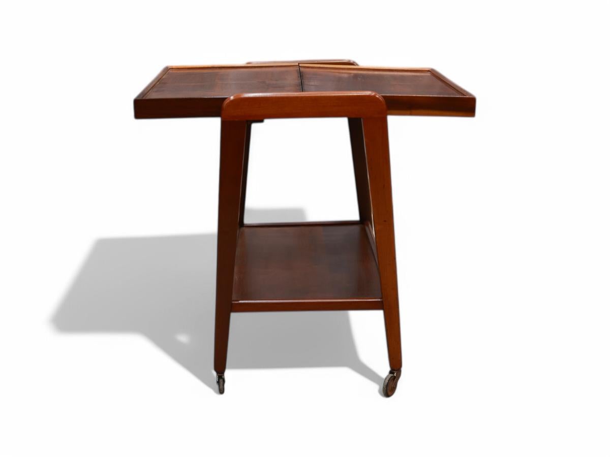 Acier Chariot de bar moderne du milieu du siècle en bois dur et laiton de Ming Moveis, Brésil, années 1950 en vente