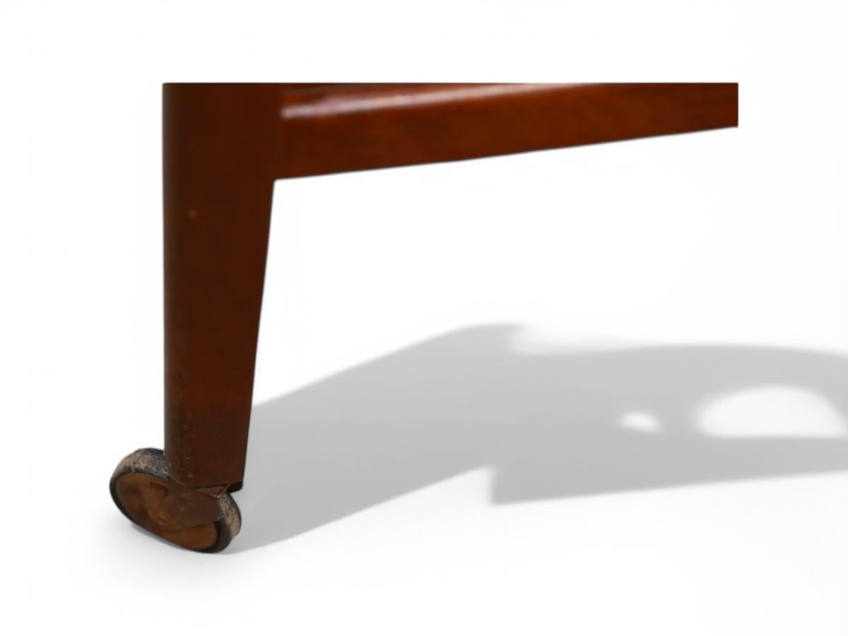 Chariot de bar moderne du milieu du siècle en bois dur et laiton de Ming Moveis, Brésil, années 1950 en vente 4