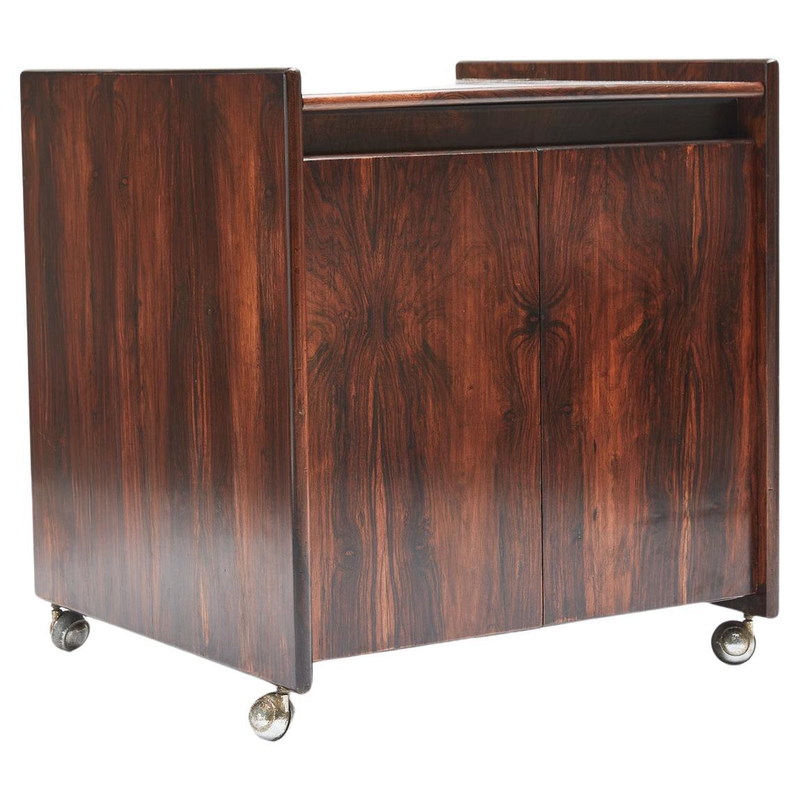 MidCentury Modern Bar Cart in Hardwood and White Shelves, Sergio Rodrigues, 1960s For Sale at