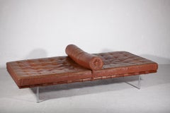 Midcentury Modern Barcelona Daybed von Mies Van Der Rohe, Vintage Camel Leder