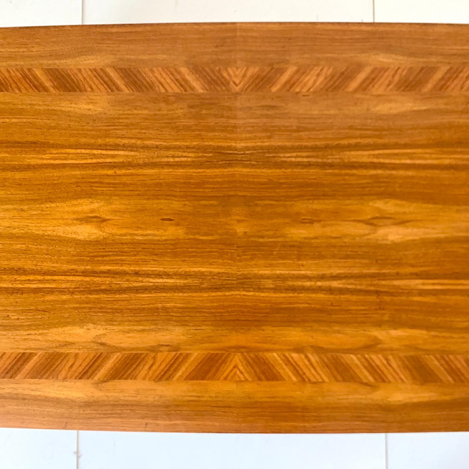 Metà XX secolo Tavolo da divano in Wood Wood, Italia 1960 in vendita