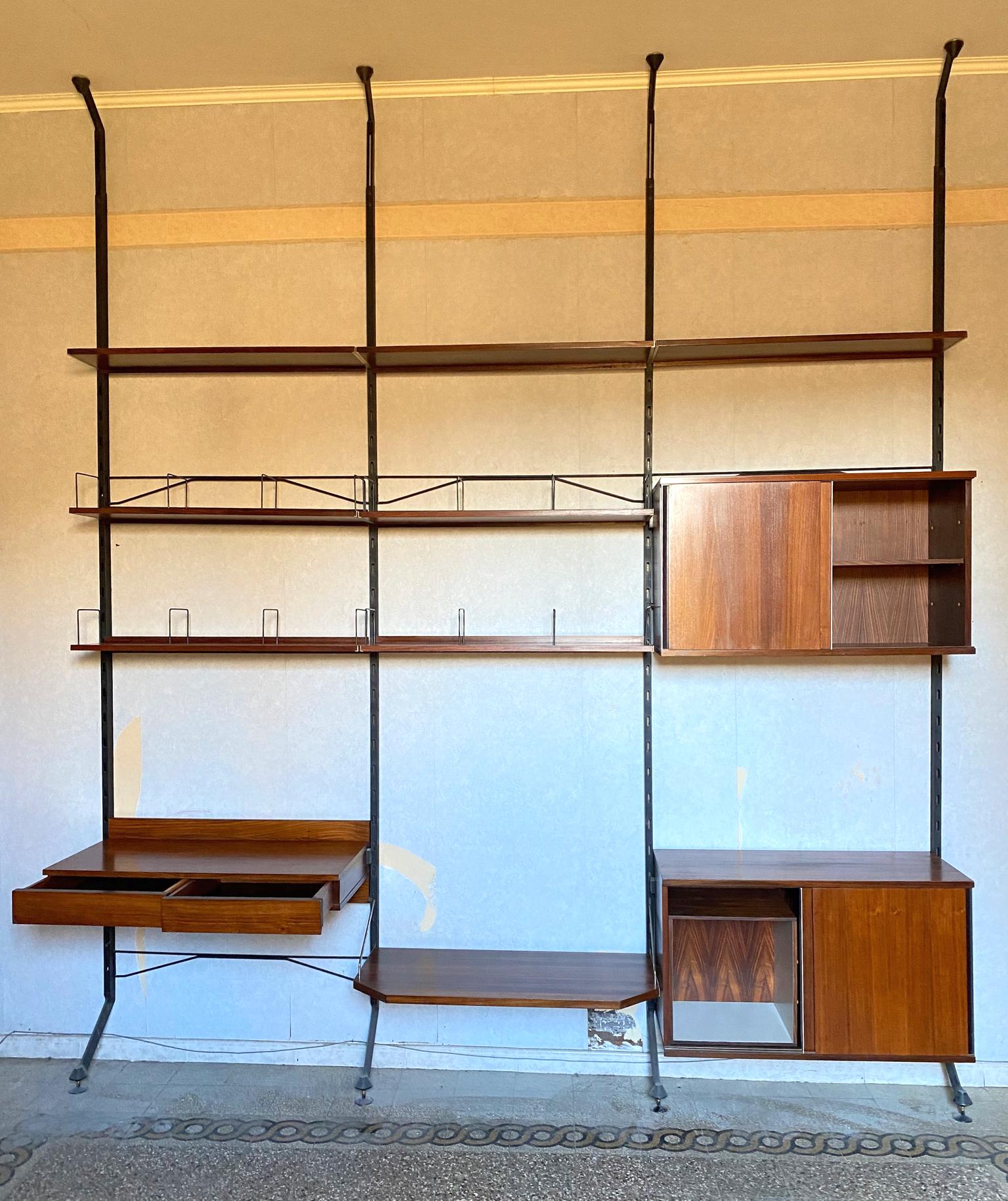 Mid-Century Modern Bookcase by Ico Parisi for MIM Rome In Excellent Condition In Albano Laziale, Rome/Lazio