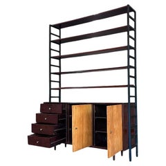 Estantería moderna de mediados de siglo en madera dura y metal, Michel Arnault, c. 1960