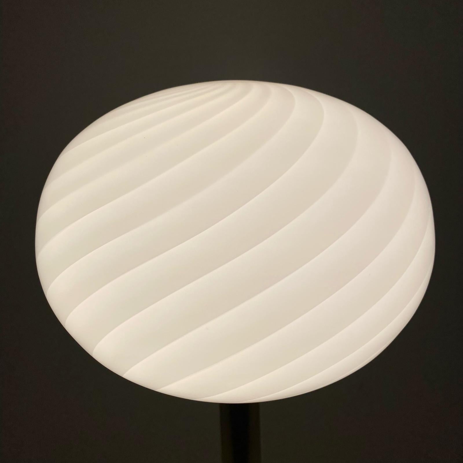 Vintage Floor Lamp, Italy 1960s For Sale 4