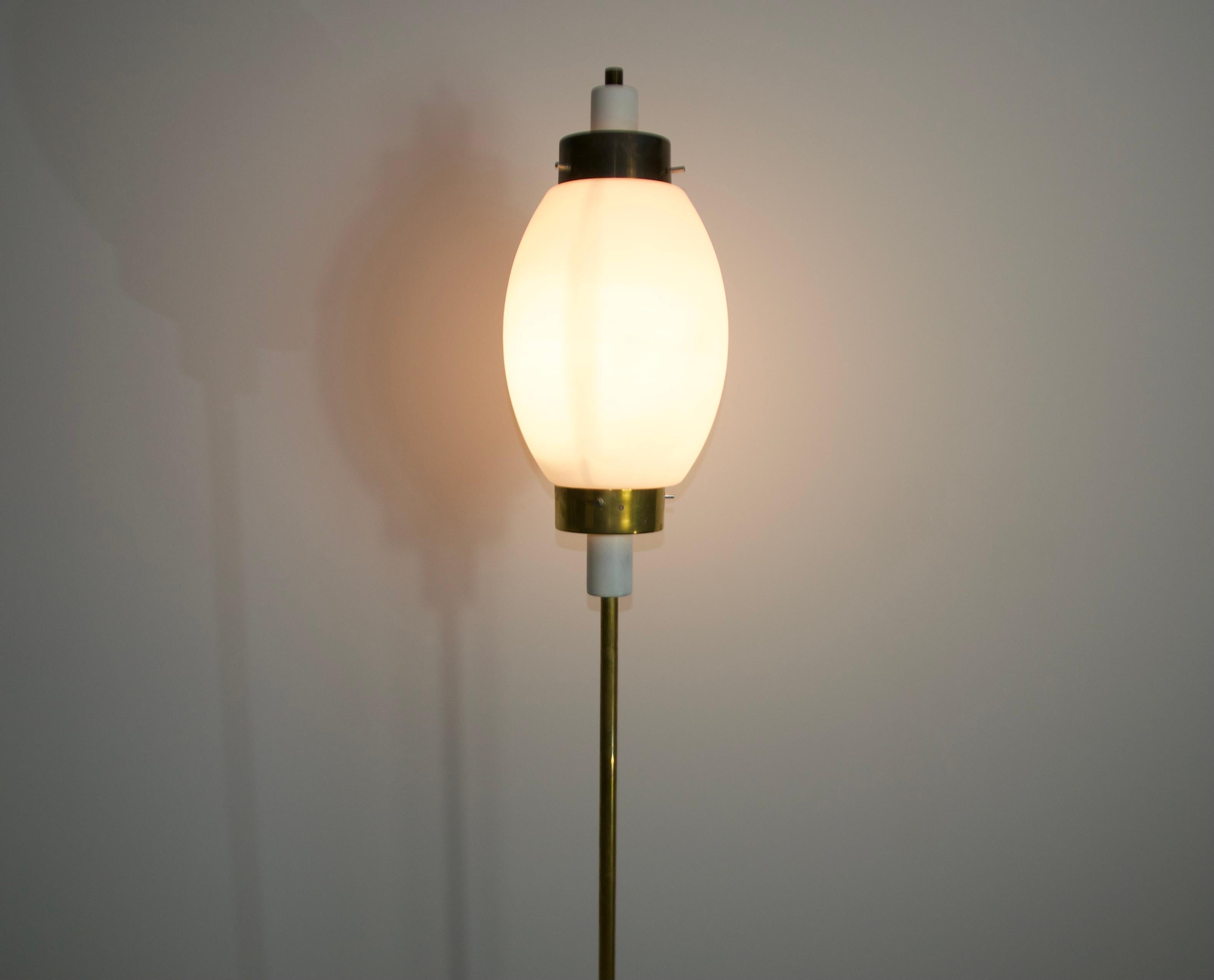 Mid-20th Century Midcentury Modern Brass and Opaline Glass Italian Floor Lamp, 1960s For Sale