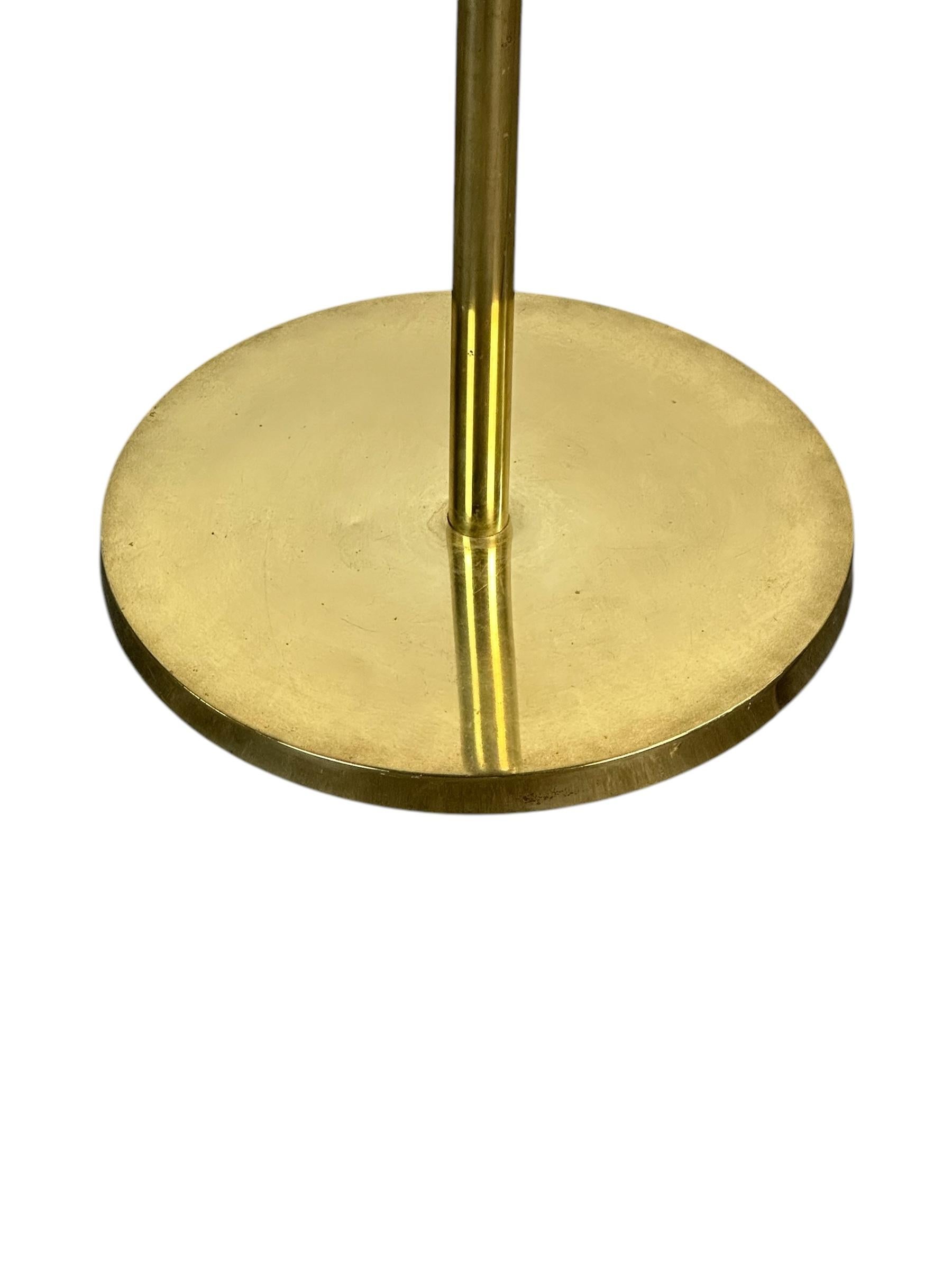 Midcentury Modern Brass and Travertine Floor Lamp w/ Tray Table Laurel Lamp Co For Sale 6
