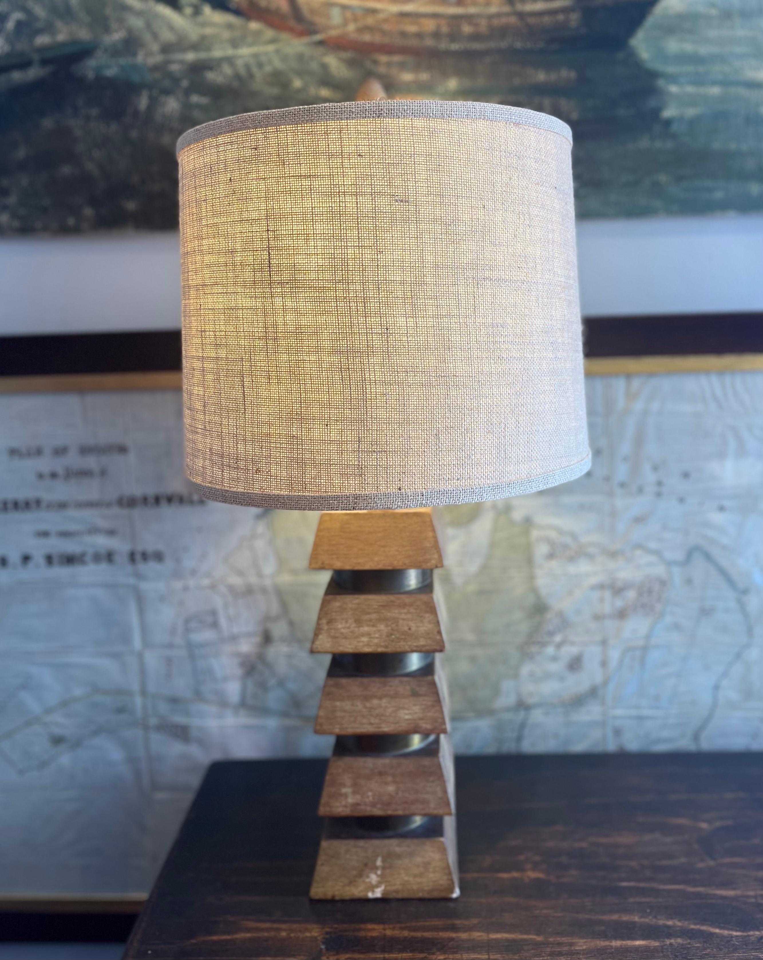 Late 20th Century Midcentury Modern Brass and Wood Tiered Tabled Lamp
