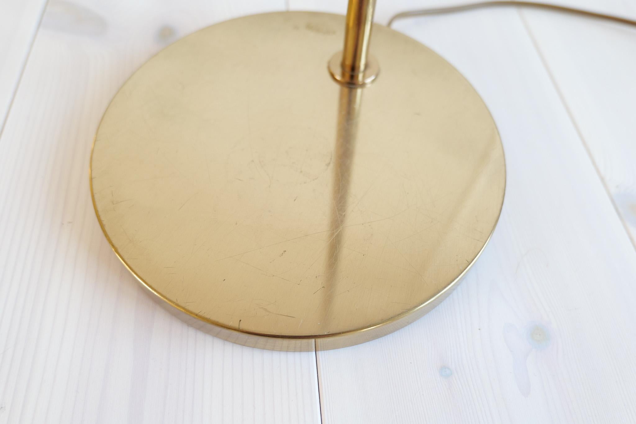 Midcentury Modern Brass Floor Lamp Bergboms GX-145 , Sweden, 1970s For Sale 4