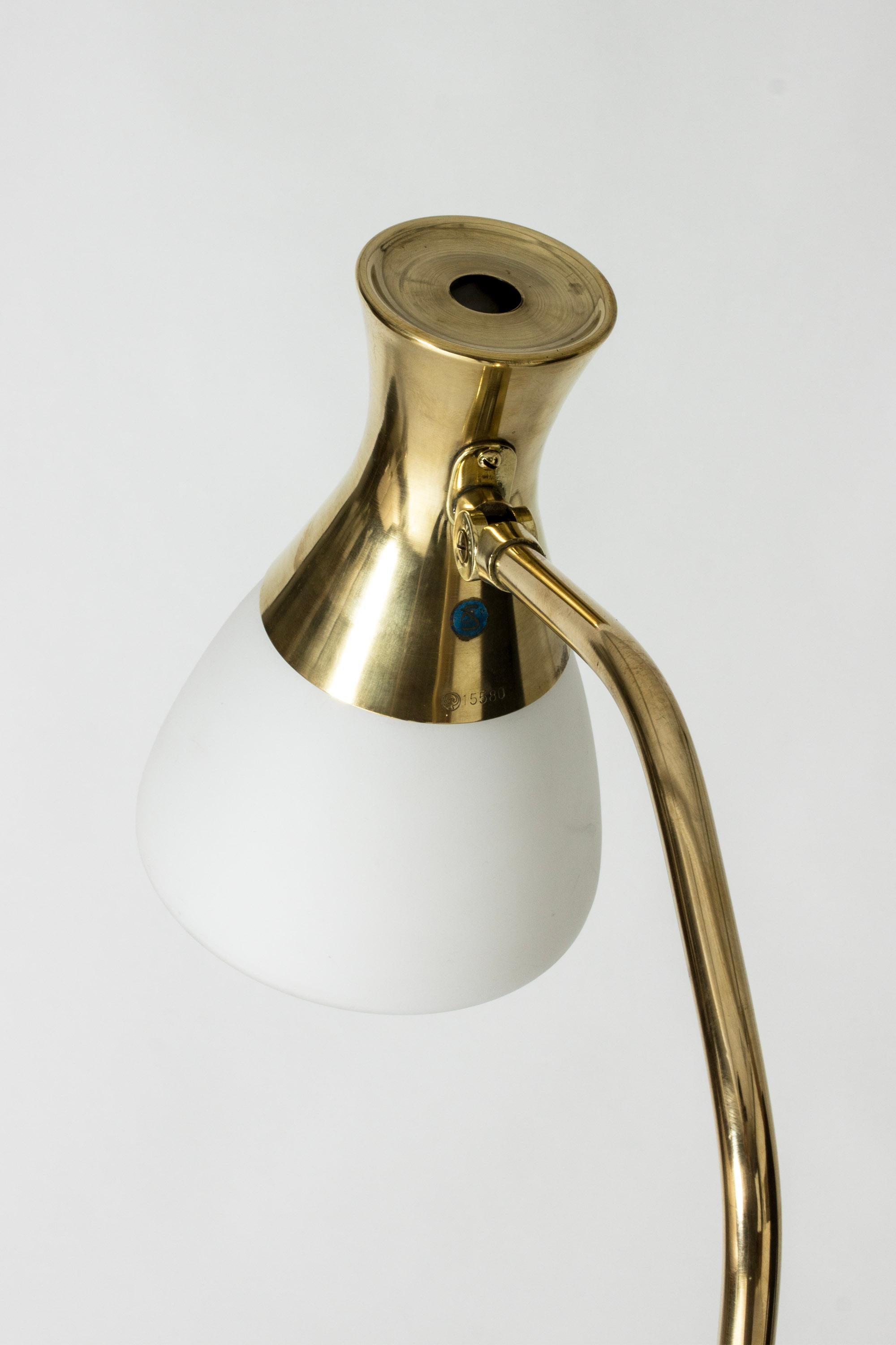 Swedish Mid-Century Modern Brass Floor Lamp from Böhlmarks, Sweden, 1940s For Sale