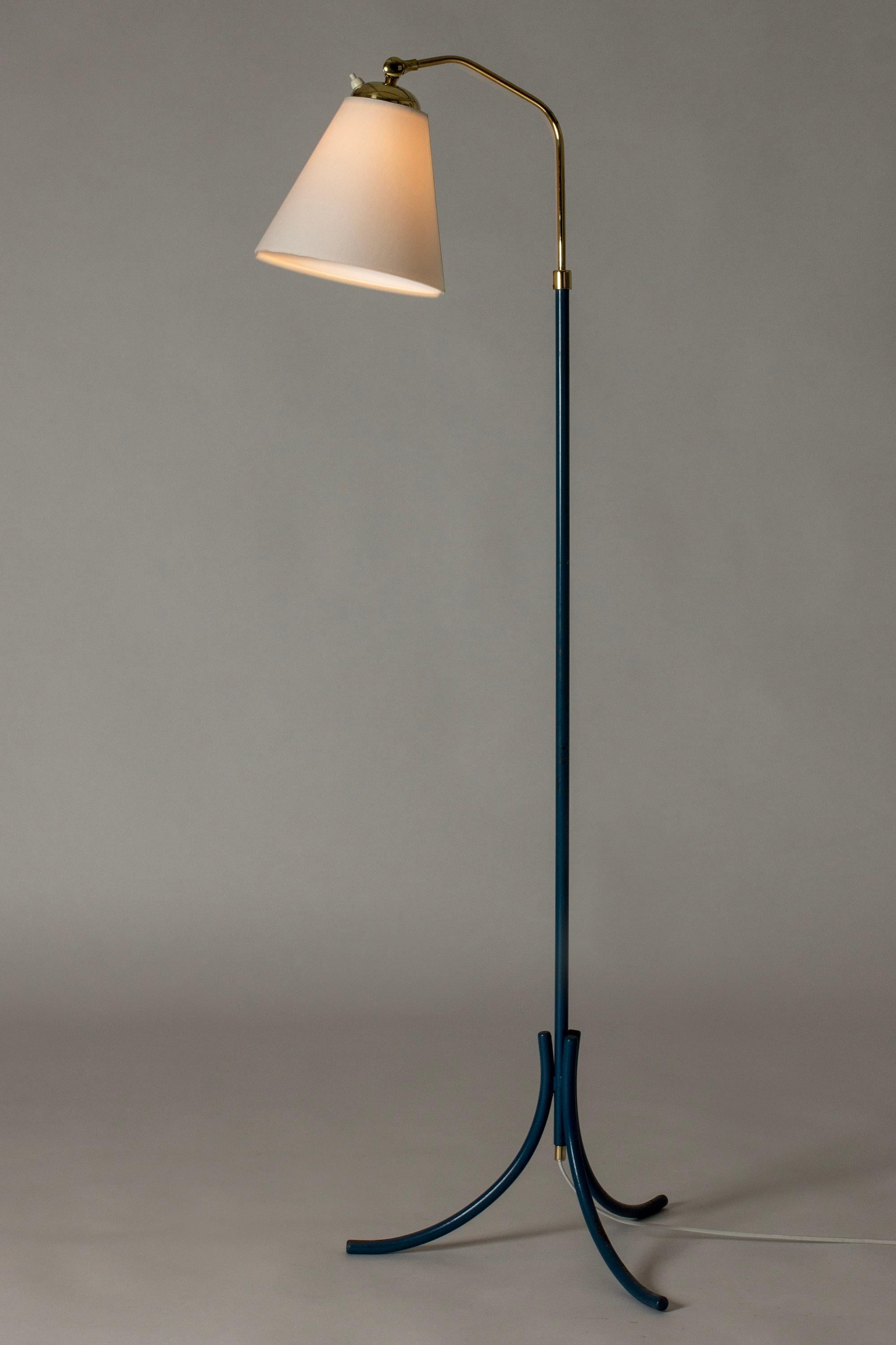 Scandinavian Modern Midcentury Modern brass floor lamp, Sweden, 1940s