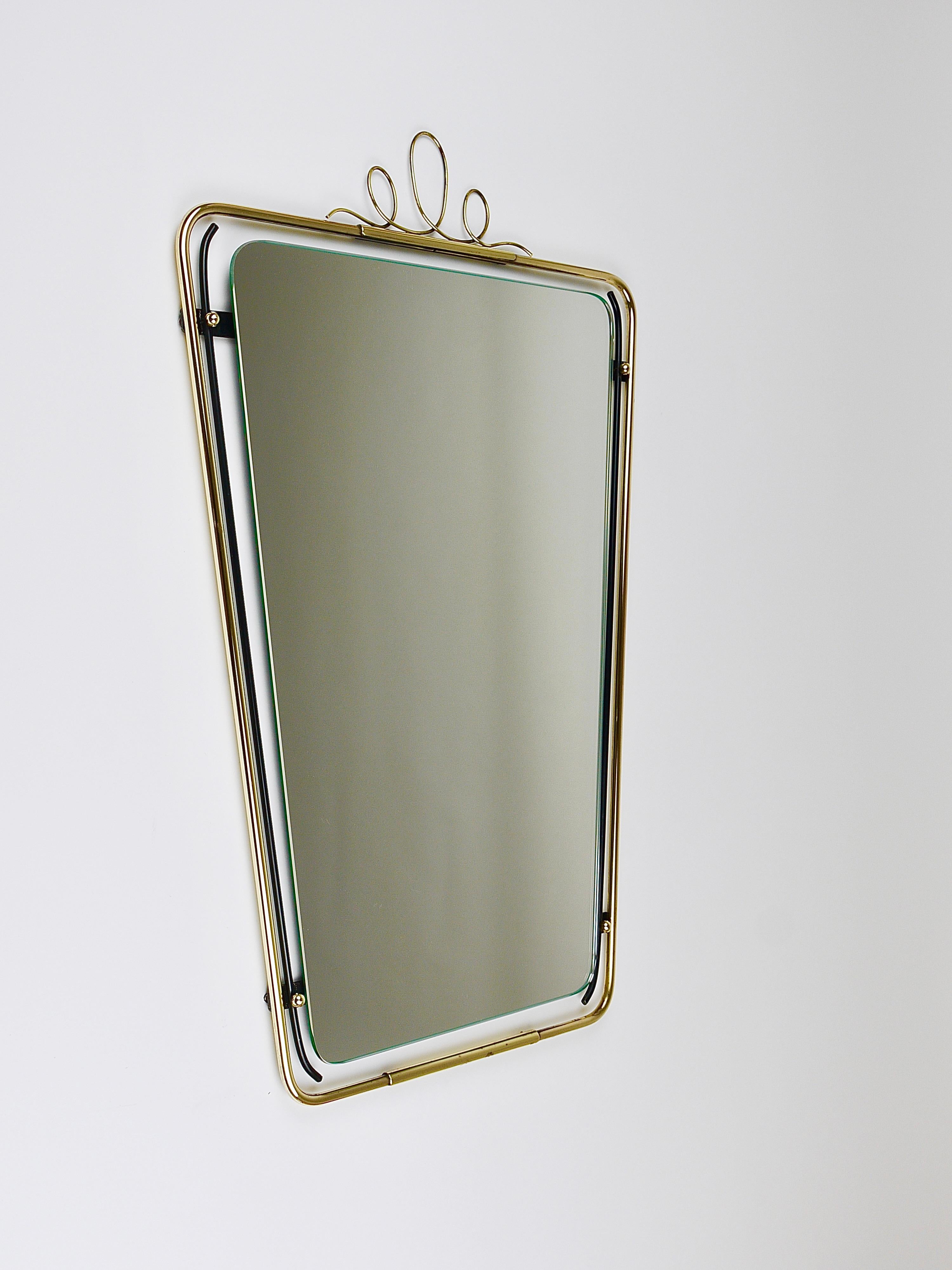 Midcentury Modern Brass Loops Wire Wall mirror, Italy, 1950s For Sale 2