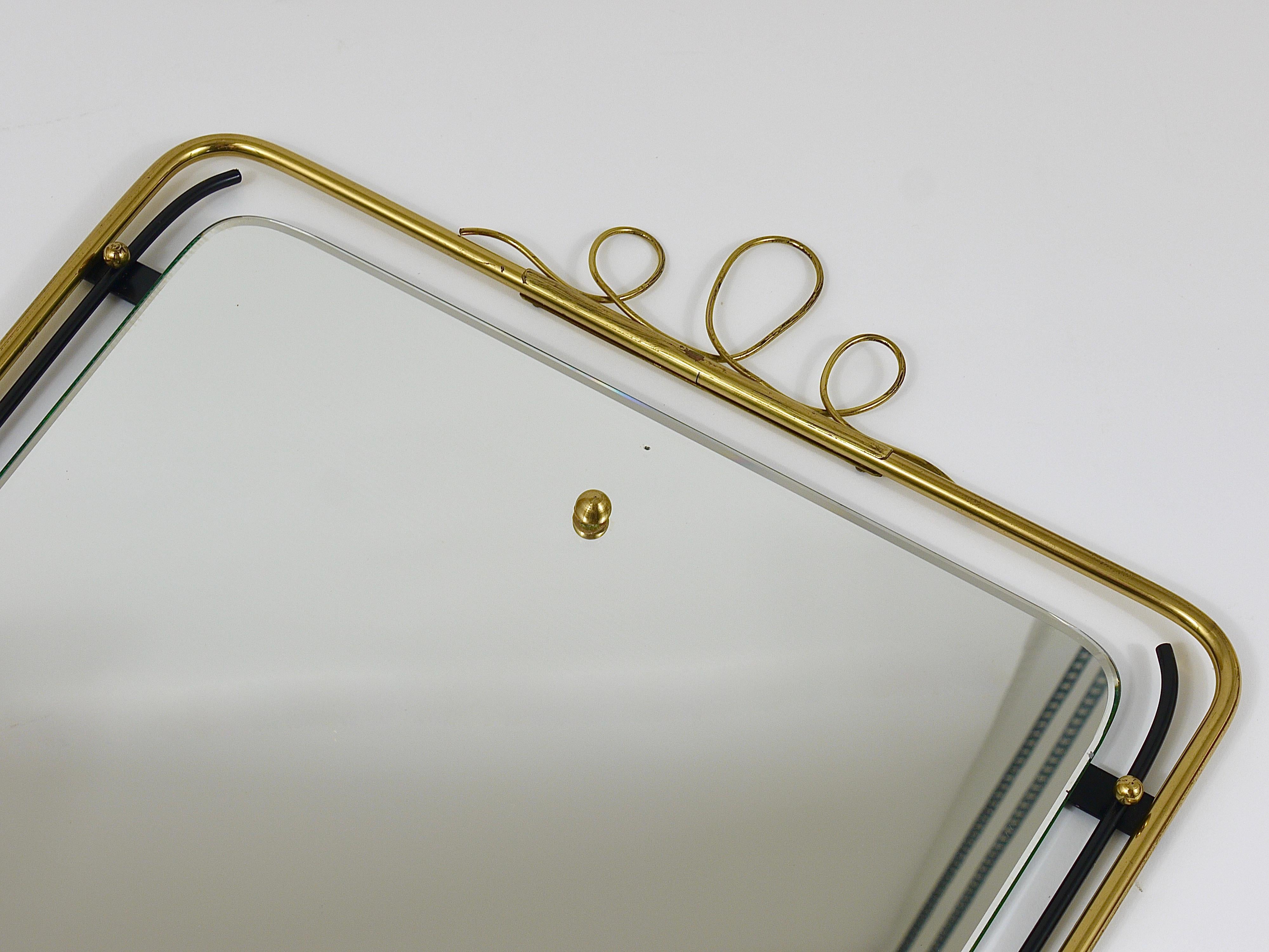 Midcentury Modern Brass Loops Wire Wall mirror, Italy, 1950s For Sale 4