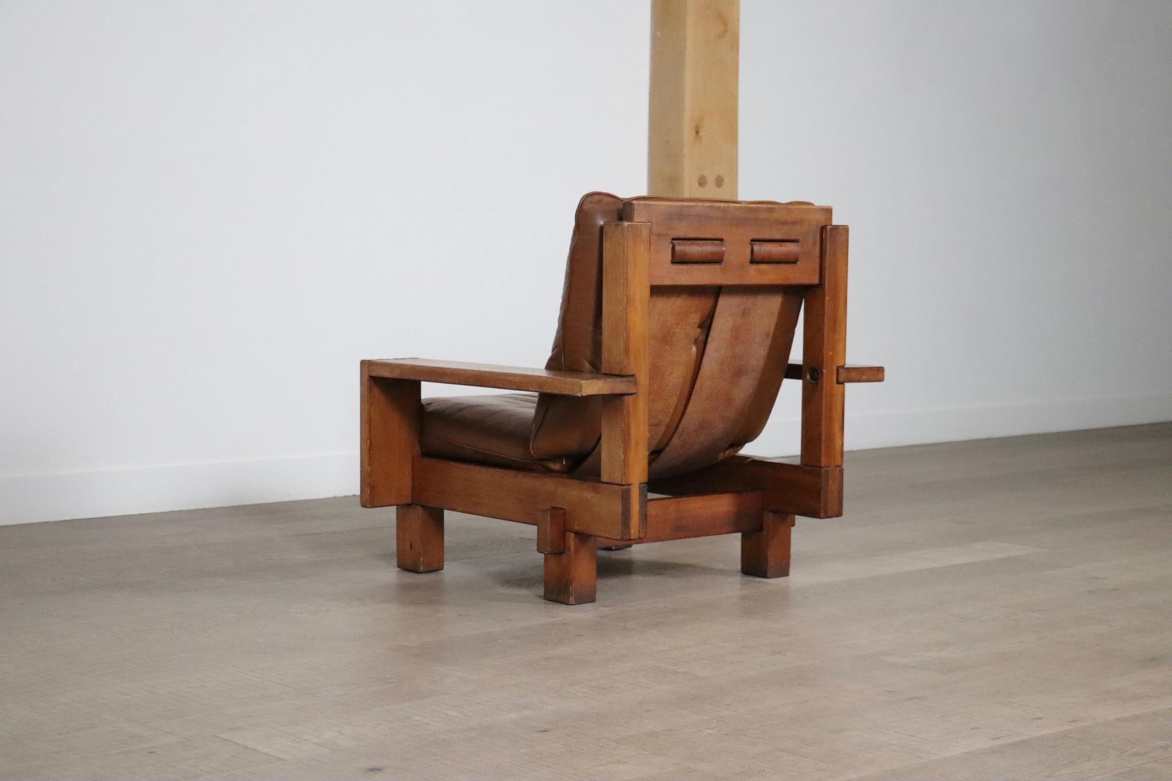 Midcentury Modern Brutalist Lounge Chair In Oak And Leather, Italy 1970s For Sale 6