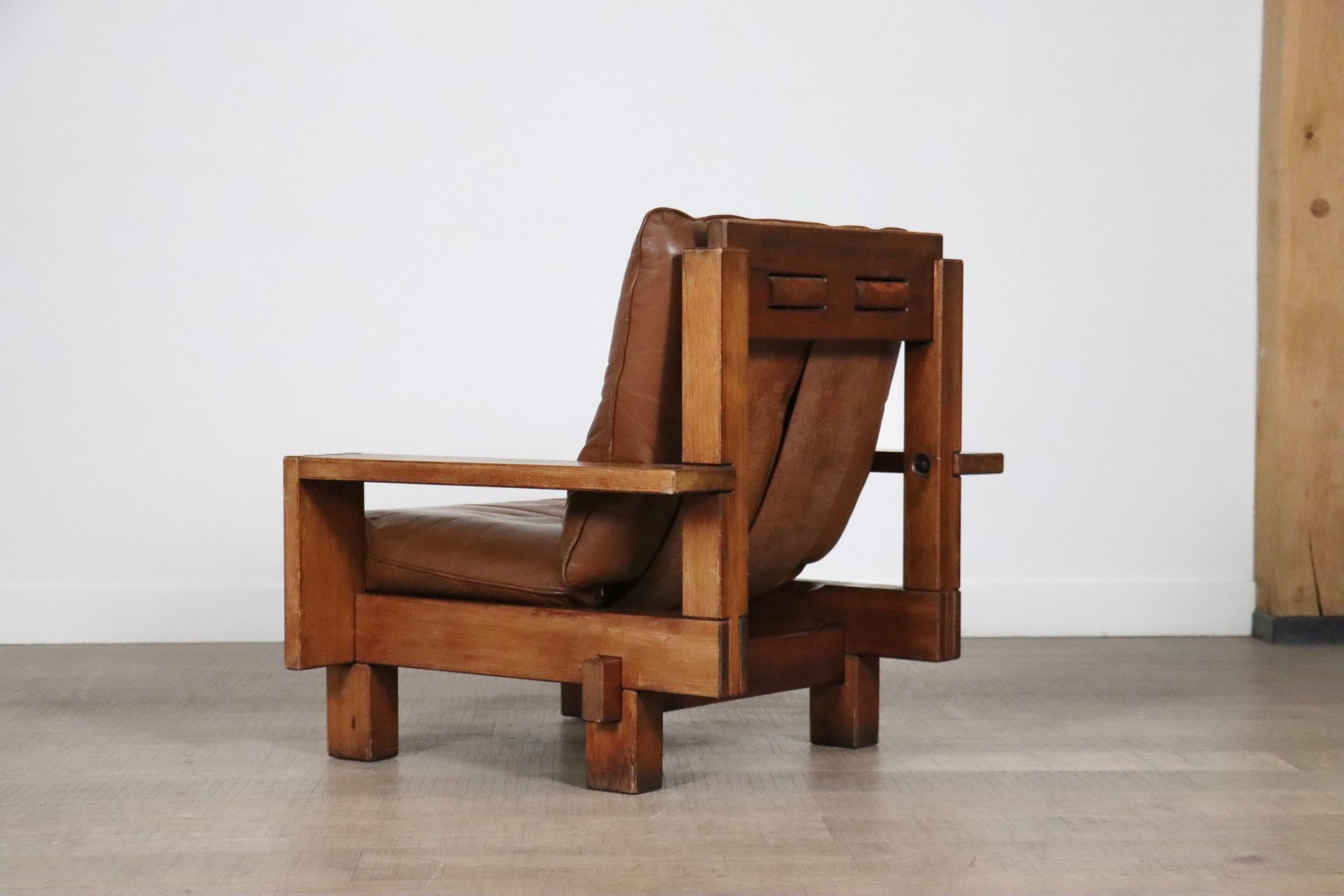 Midcentury Modern Brutalist Lounge Chair In Oak And Leather, Italy 1970s For Sale 8