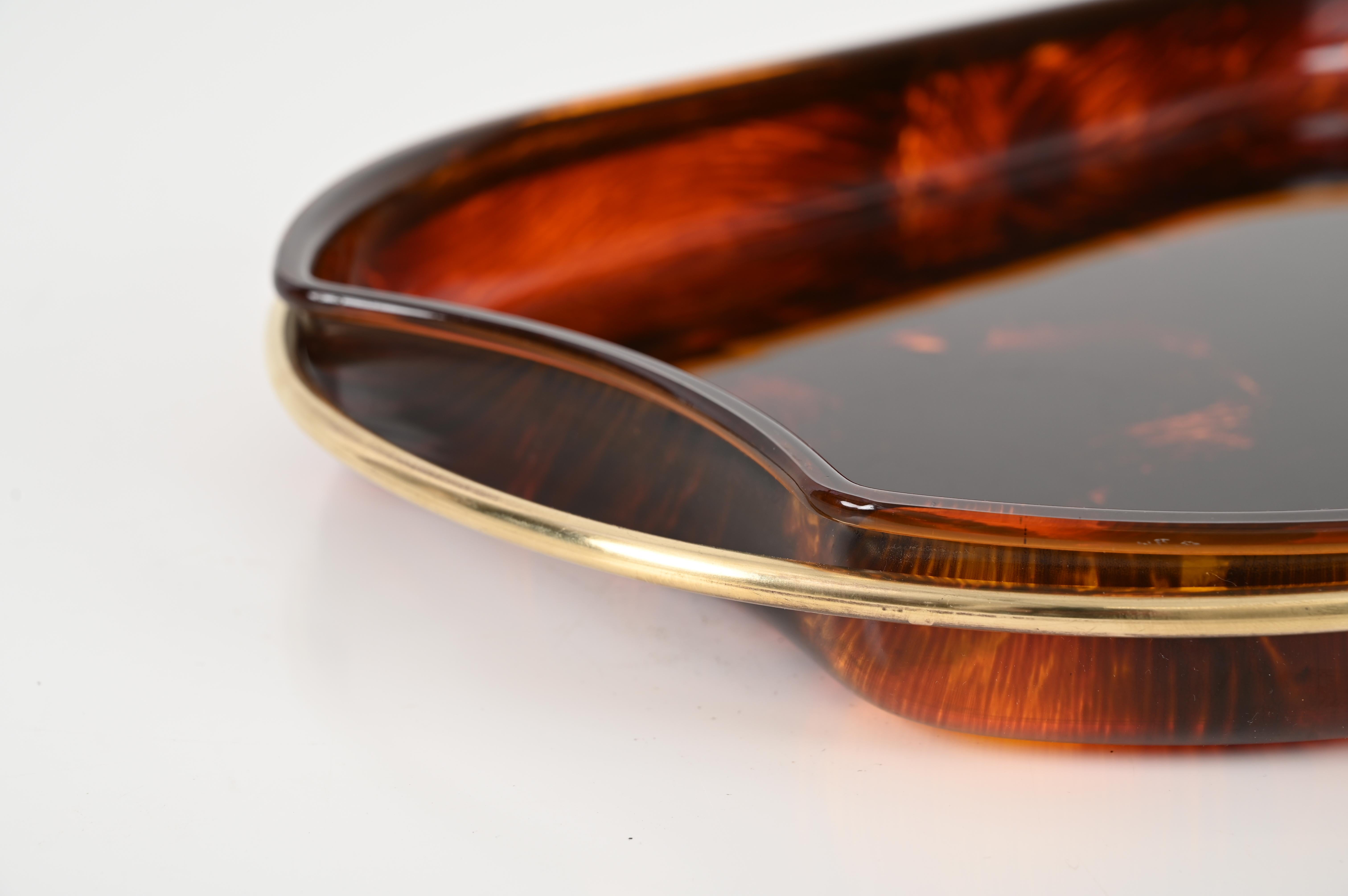 Midcentury Modern By Guzzini Italian Lucite and Brass Oval Serving Tray, 1970s For Sale 2