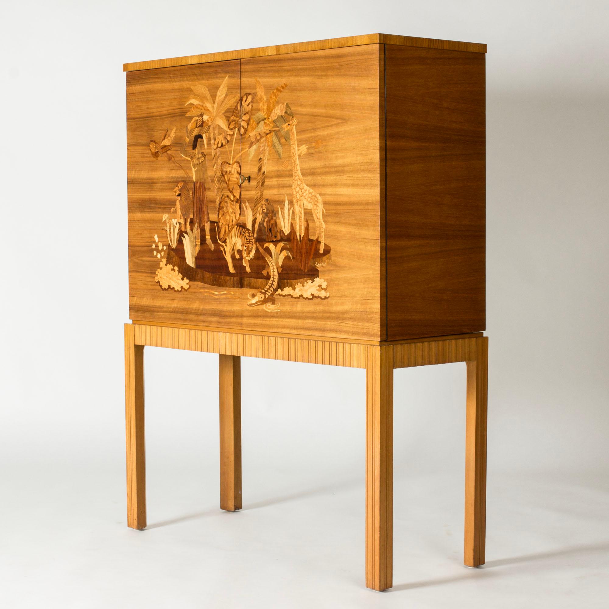 Armoire moderne du milieu du siècle par Erik Matsson, Mjölby Intarsia, Suède, années 1940 en vente 1