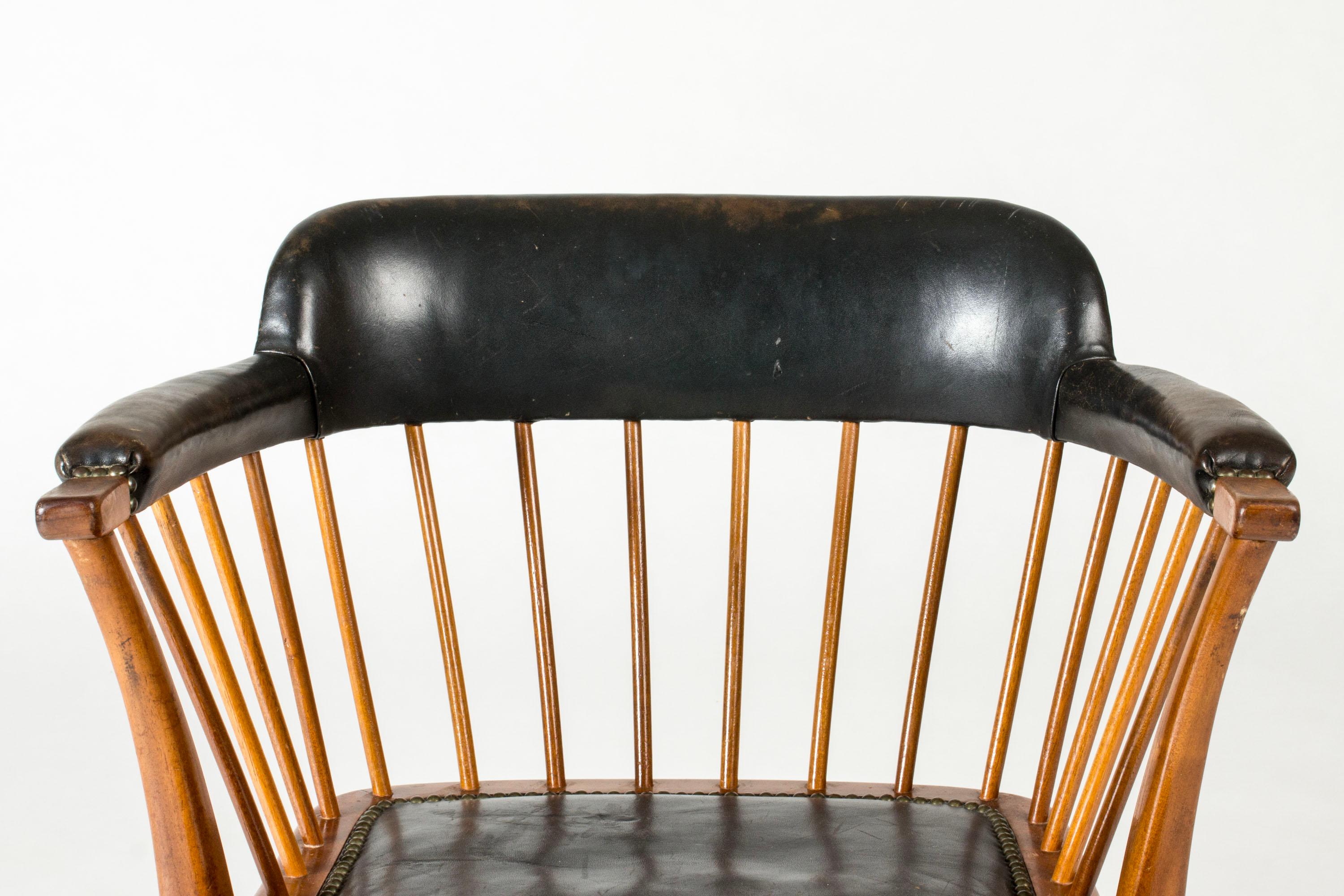 Sedia da capitano moderna di Josef Frank, Svezia, anni '50 In condizioni buone in vendita a Stockholm, SE