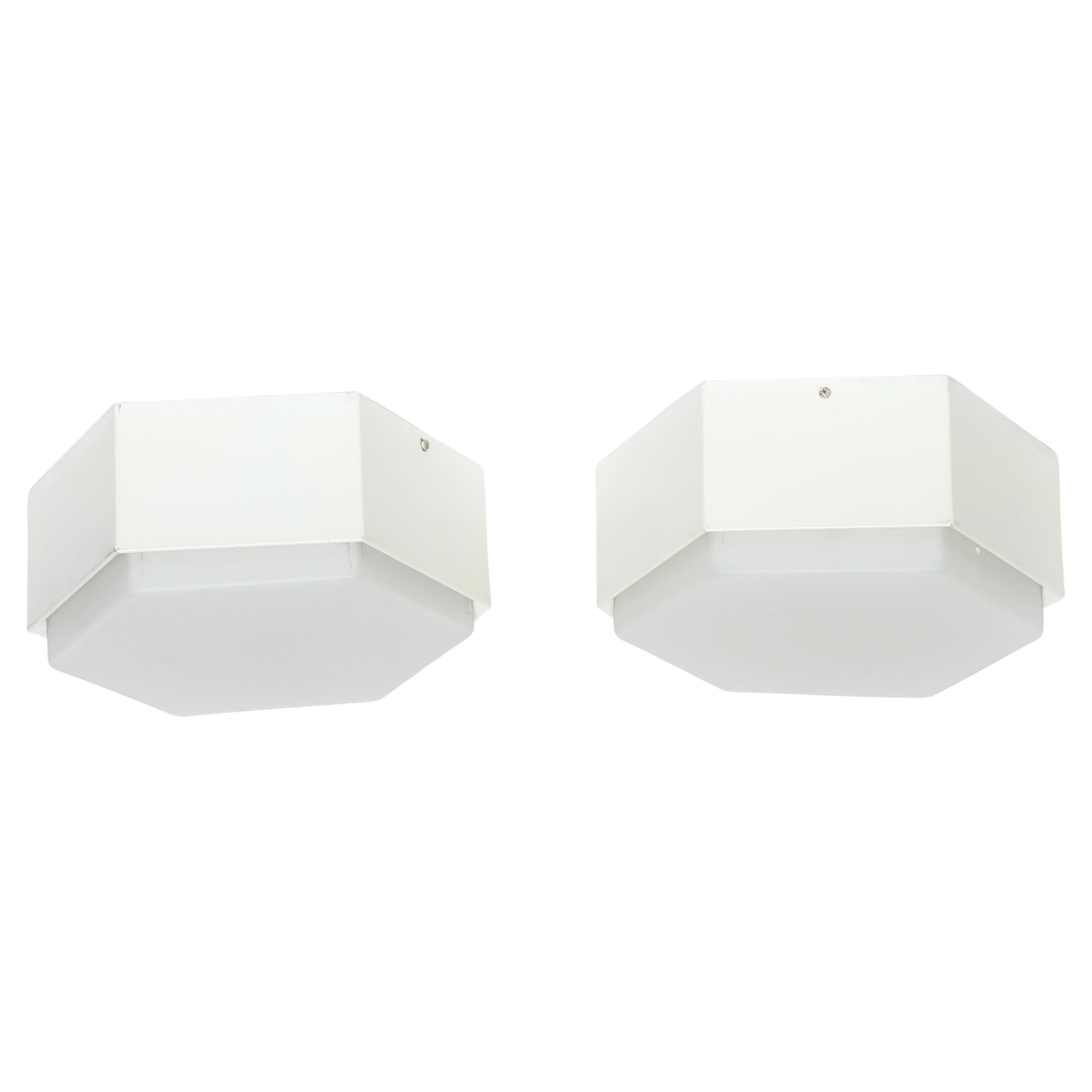 Midcentury modern ceiling or wall lights by RAAK Amsterdam circa 1960s, a pair en venta