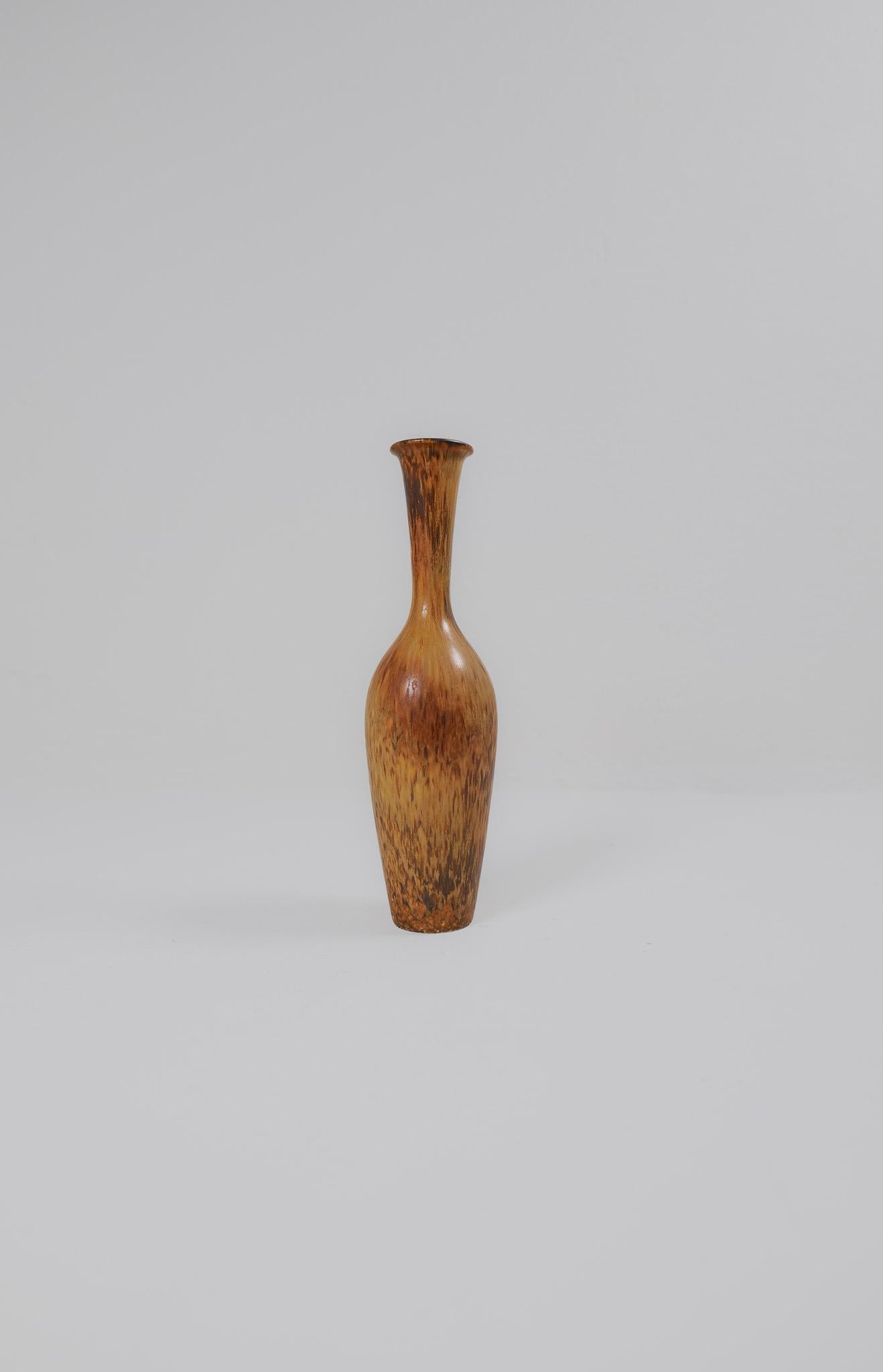 Milieu du XXe siècle Vase en céramique du milieu du siècle Gunnar Nylund Rörstrand Suède années 1950 en vente