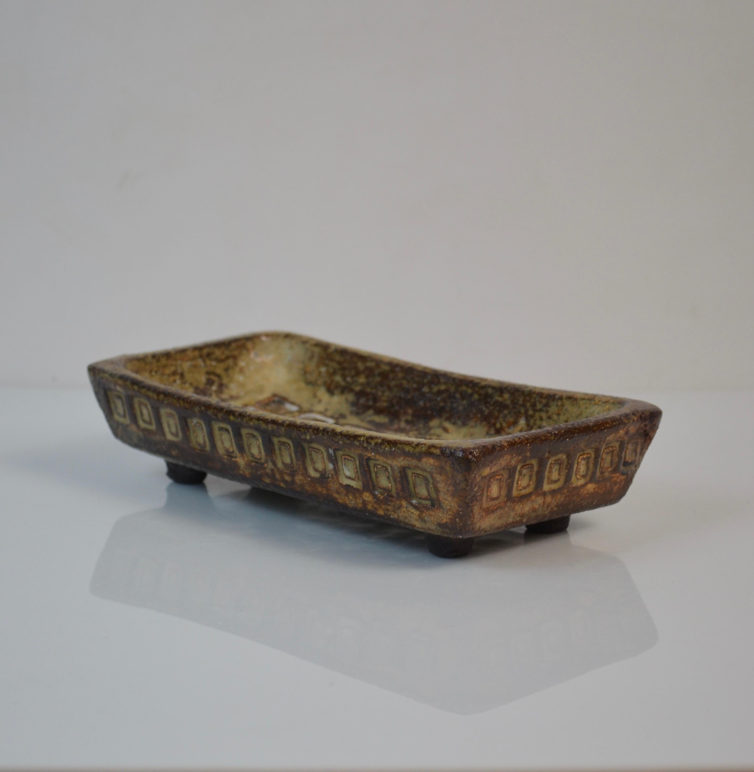 Modernes Keramik-Tablett aus der Mitte des Jahrhunderts von Olivier Pettit, Frankreich, 1950er Jahre im Zustand „Gut“ im Angebot in Marinha Grande, PT