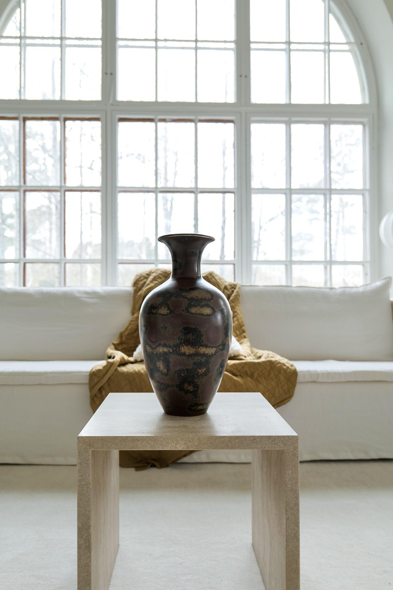 Mid-Century Modern Vase en céramique du milieu du siècle Rörstrand Gunnar Nylund, Suède en vente