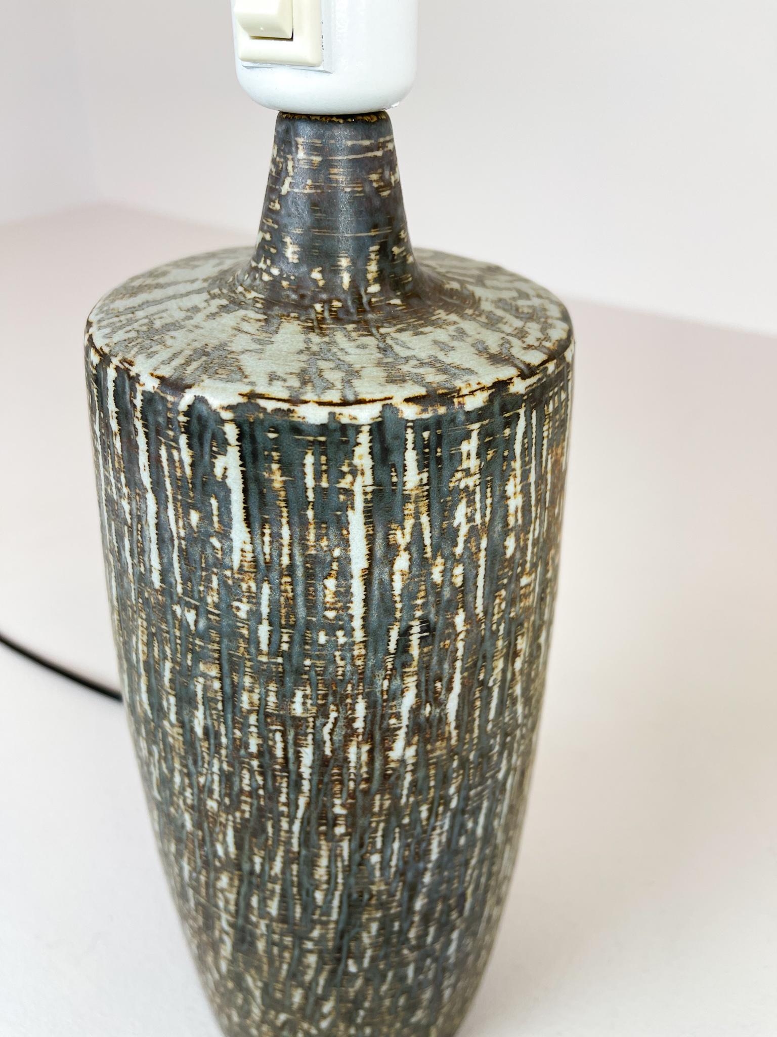 Mid-Century Modern Ceramic Table Lamp 