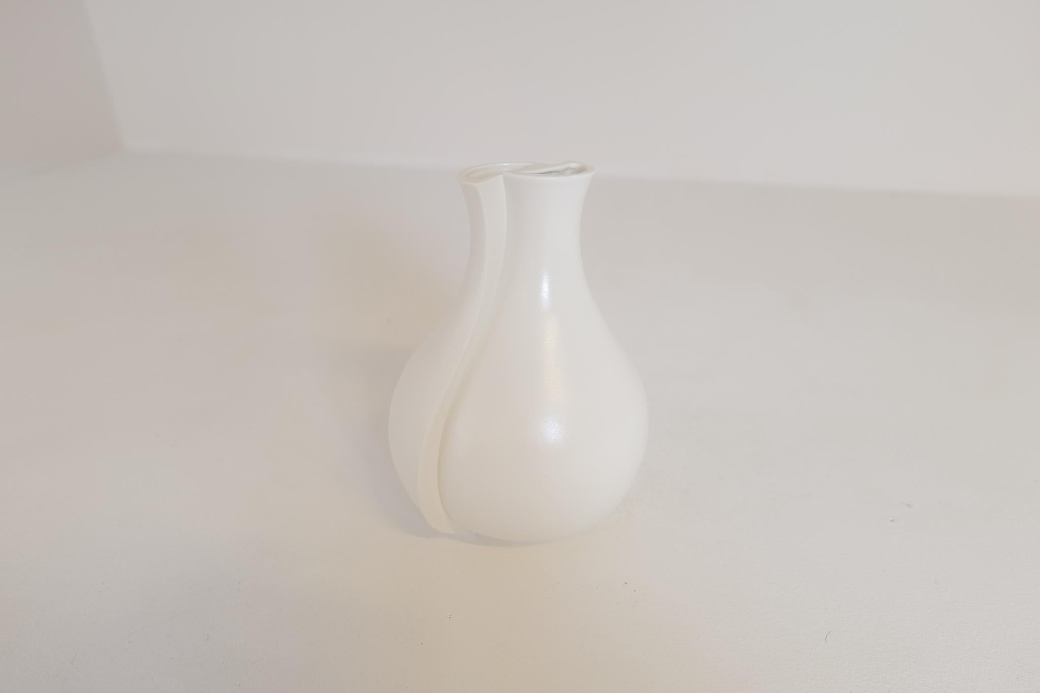 Milieu du XXe siècle Vase en céramique moderne du milieu du siècle 