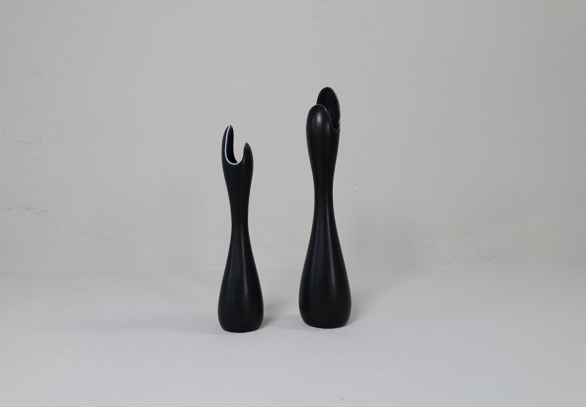 Mid-Century moderno Vasi in ceramica moderna del Medioevo 