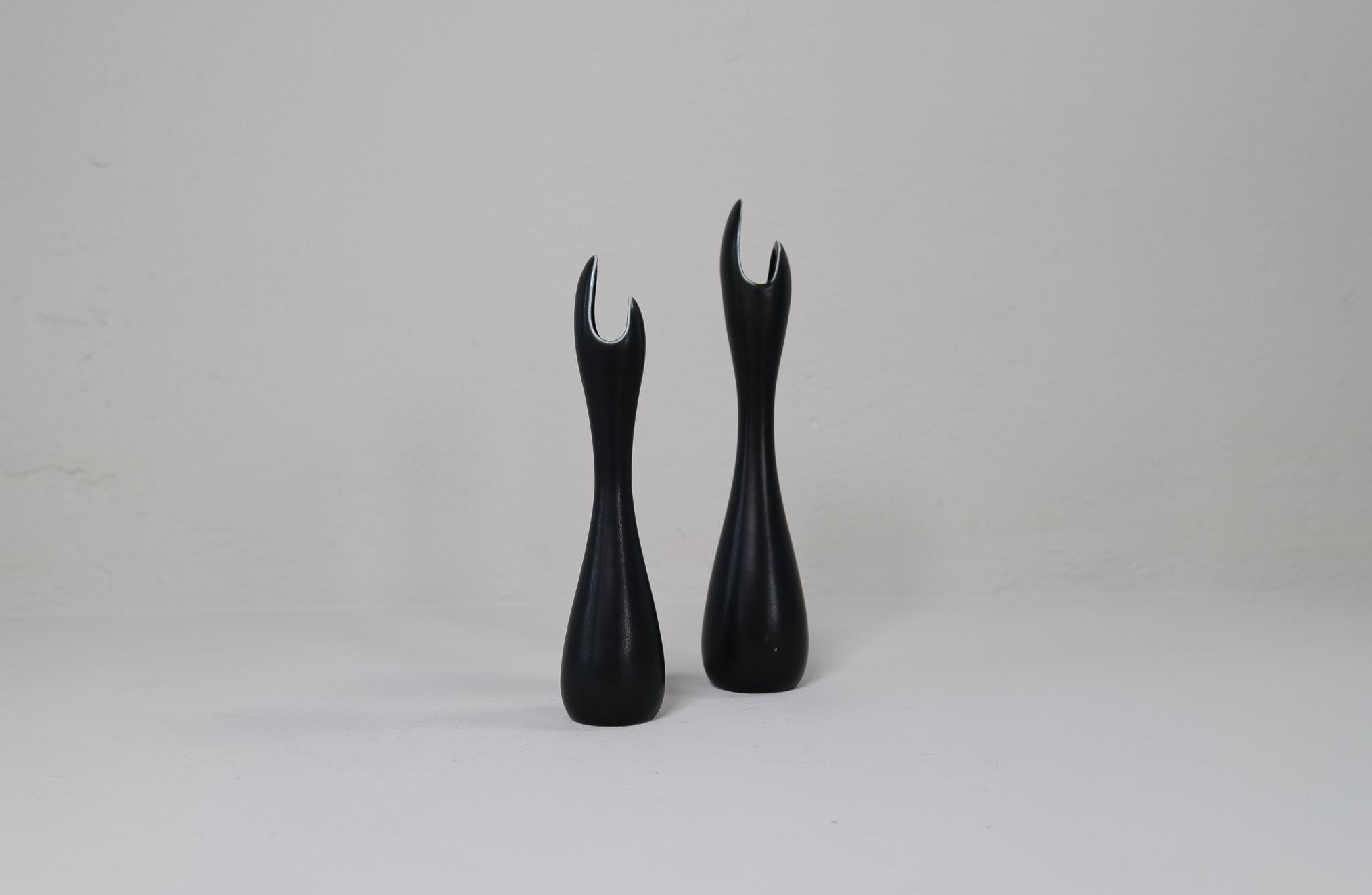 Metà XX secolo Vasi in ceramica moderna del Medioevo 