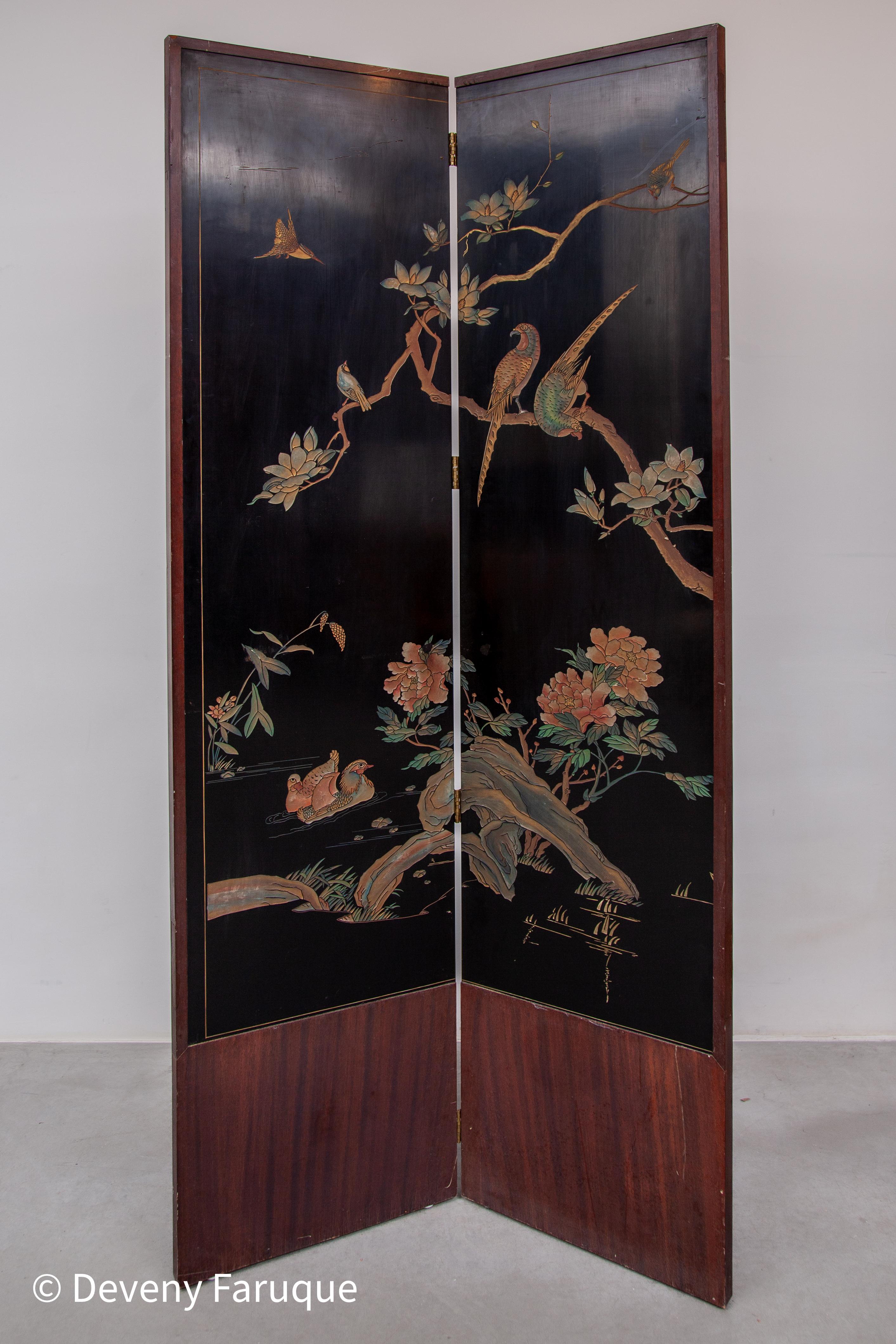 Midcentury Modern Chinese Four Panel Screen, Roomdivider with Landscape & Birds For Sale 5