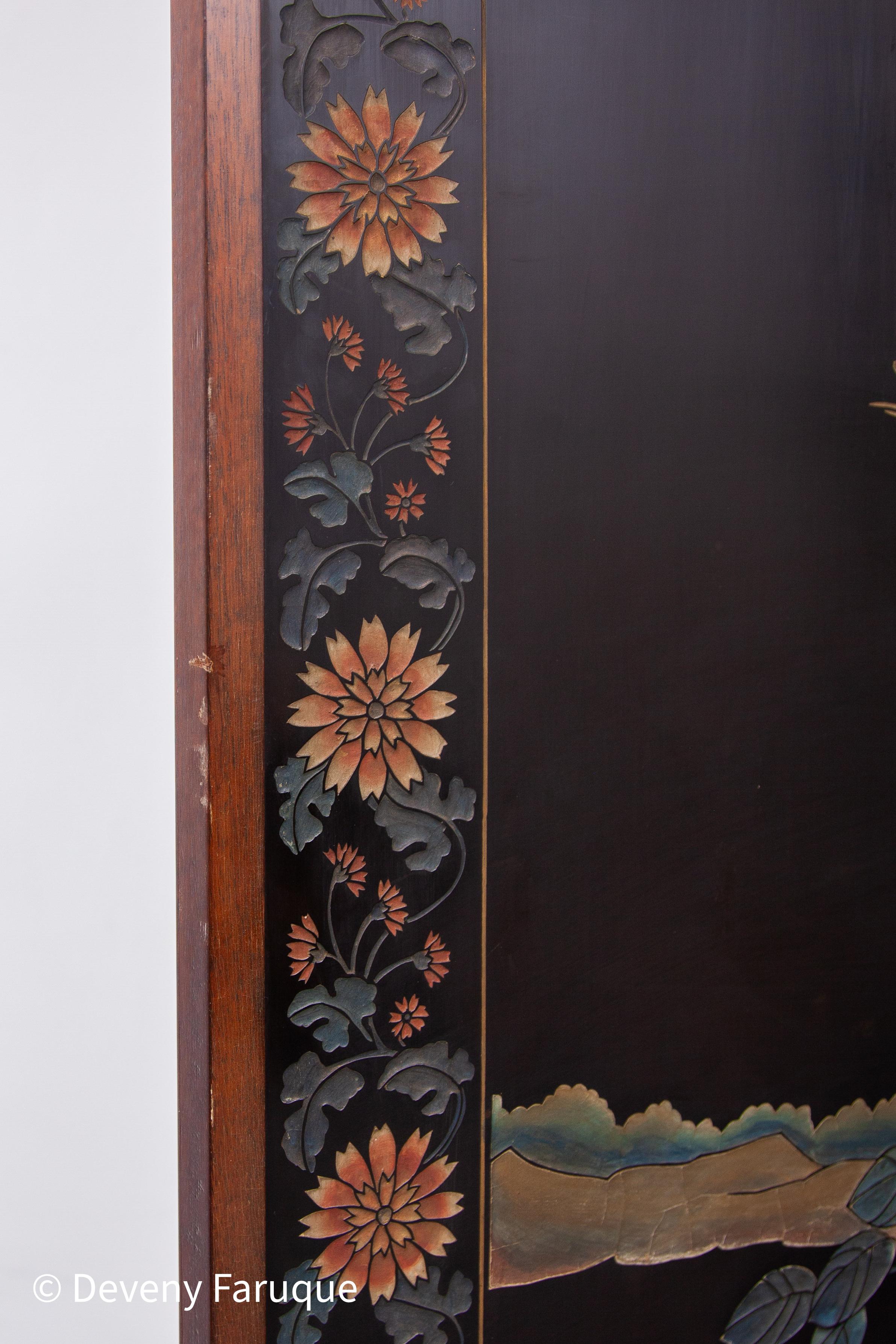 Midcentury Modern Chinese Four Panel Screen, Roomdivider with Landscape & Birds For Sale 2