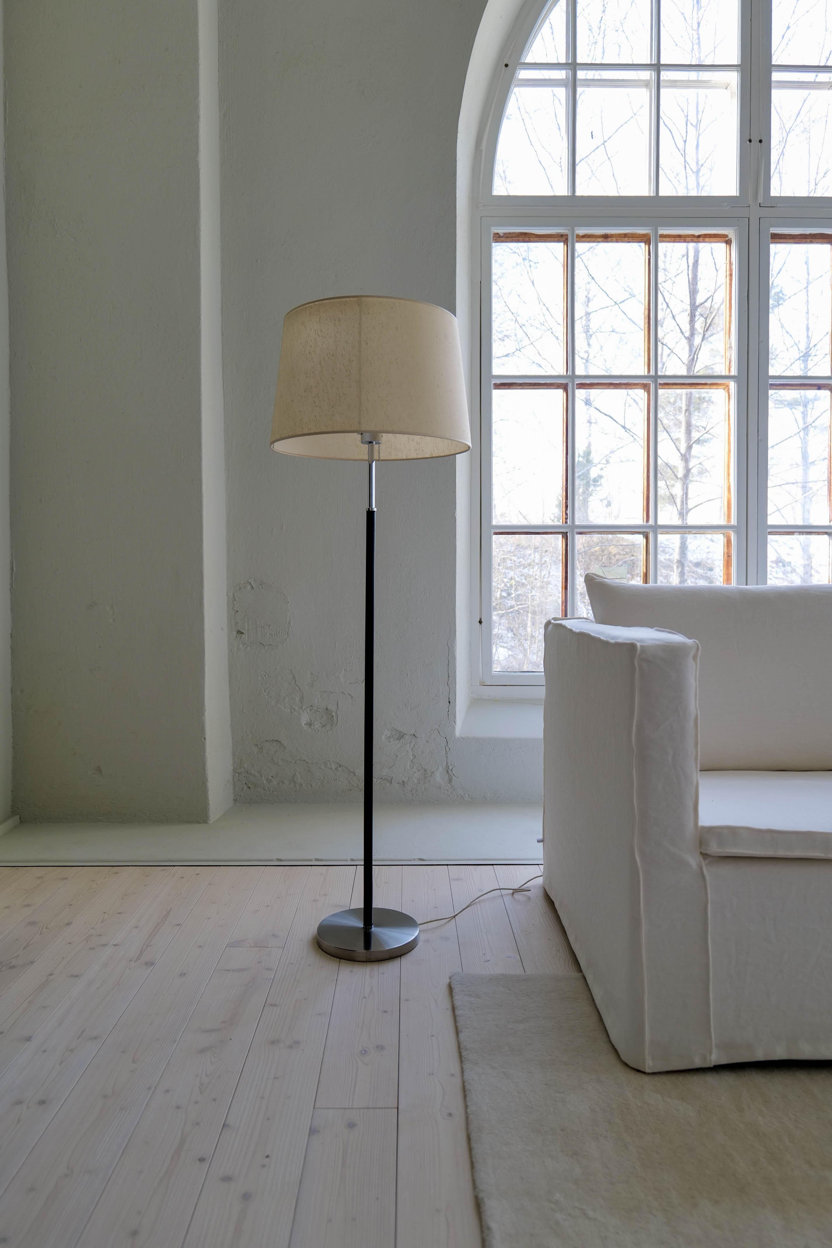 Swedish Midcentury Modern Chrome Leather Floor Lamp Atelje Lyktan, Sweden For Sale