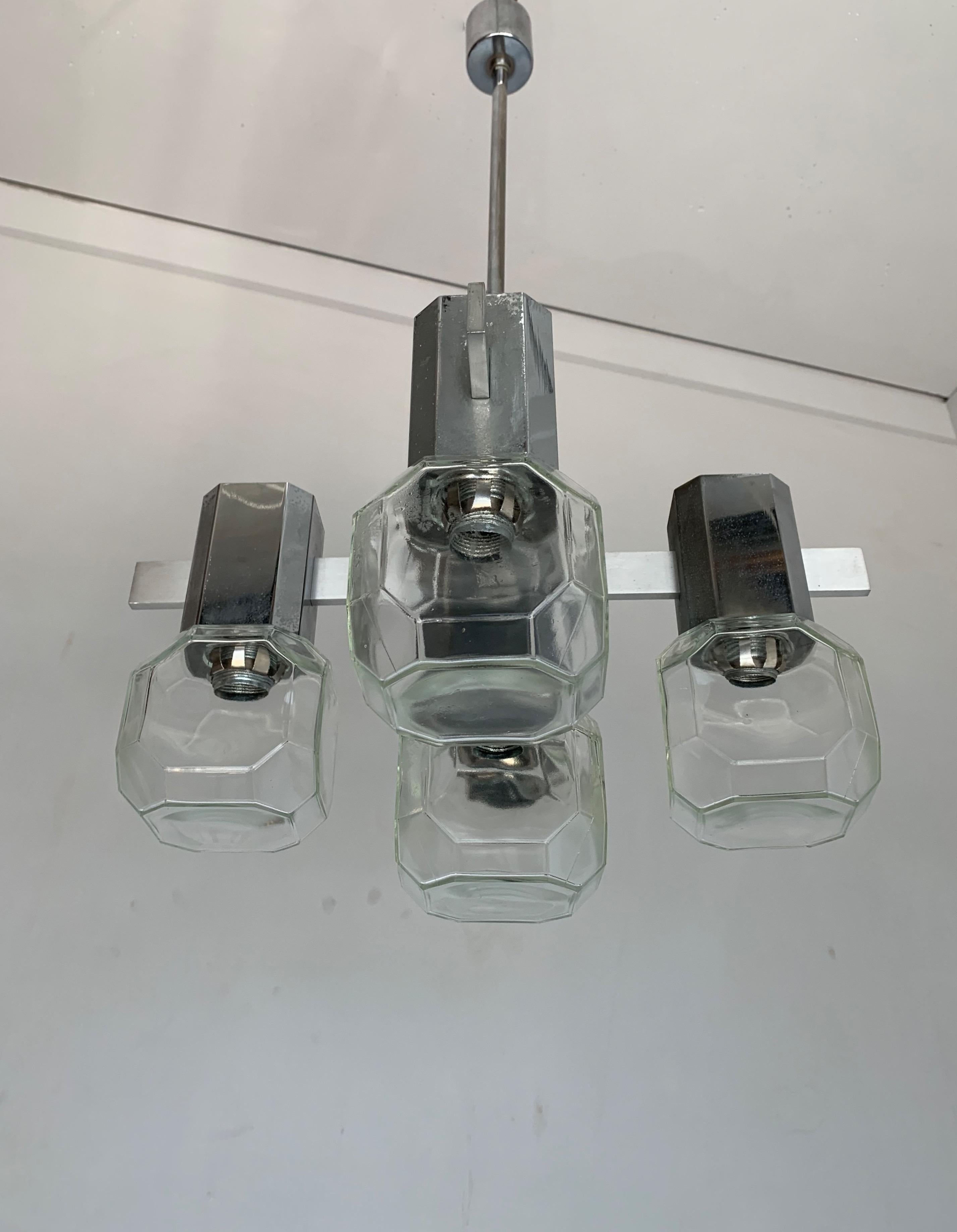Mid-Century Modern Chrome Metal Pendant Light with Cubical Design Glass Shades For Sale 1