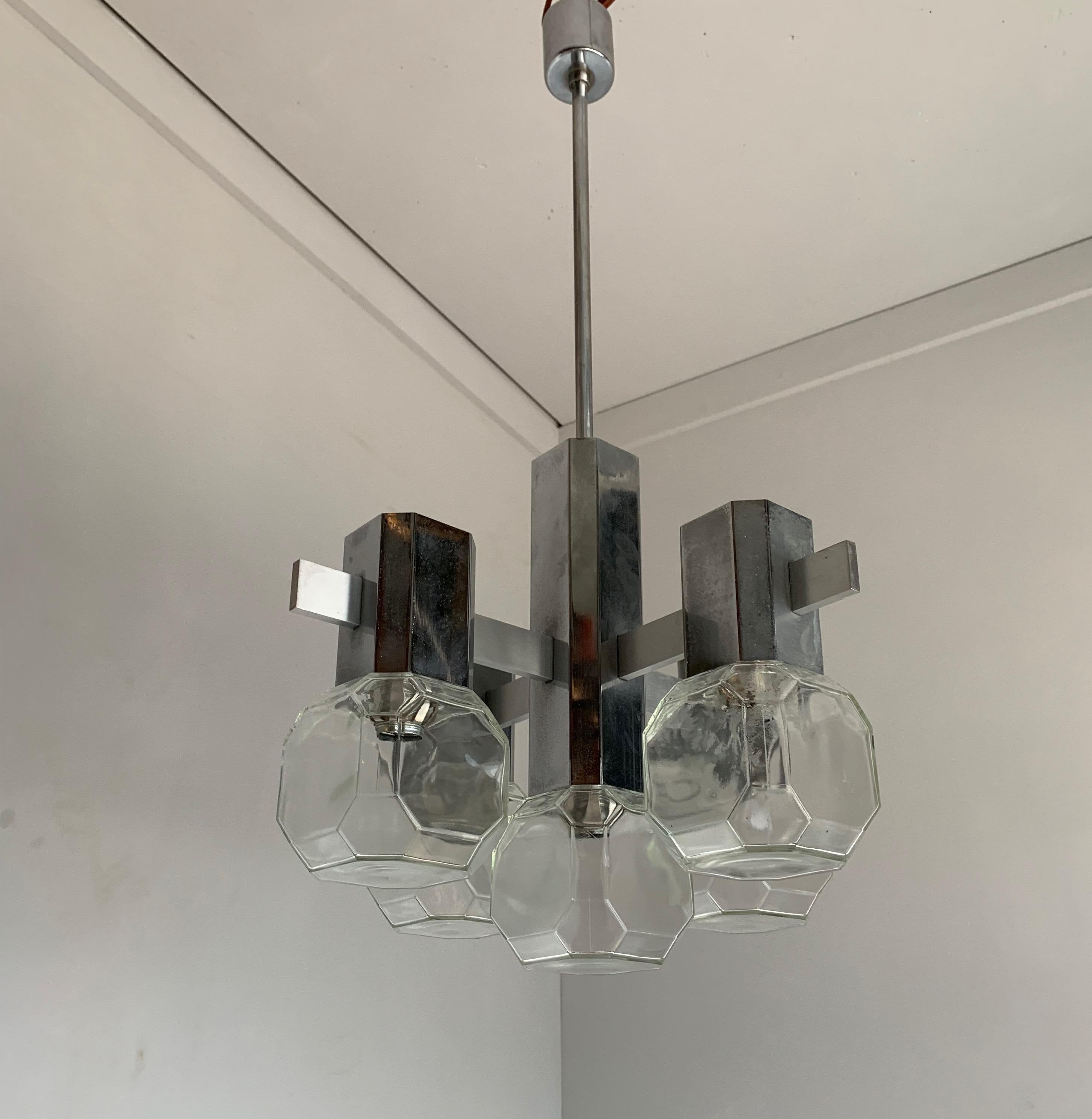 Mid-Century Modern Chrome Metal Pendant Light with Cubical Design Glass Shades For Sale 6