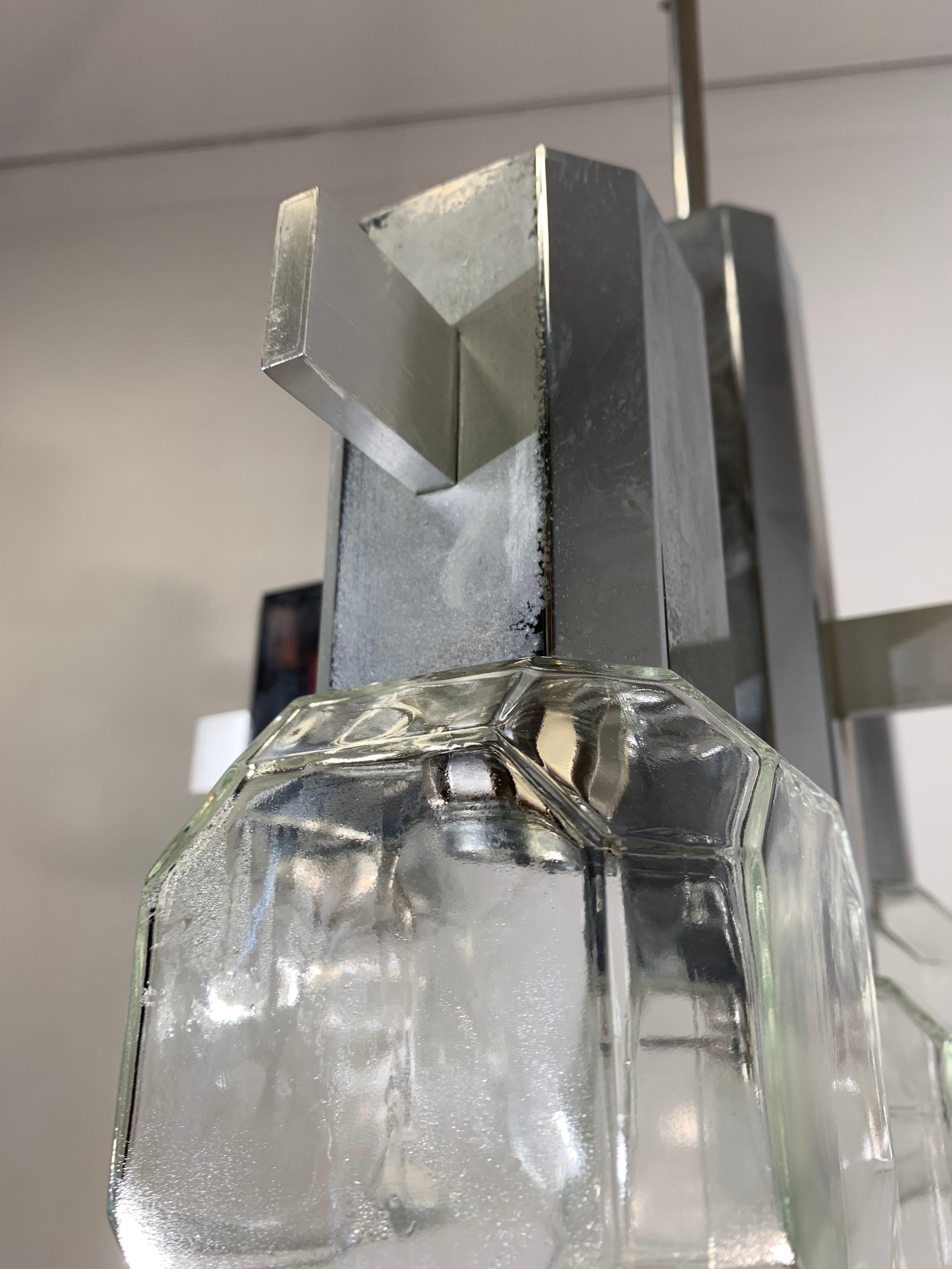 Moderne Pendelleuchte aus Chrom und Metall mit kubischem Design und Glasschirmen aus der Mitte des Jahrhunderts im Angebot 10