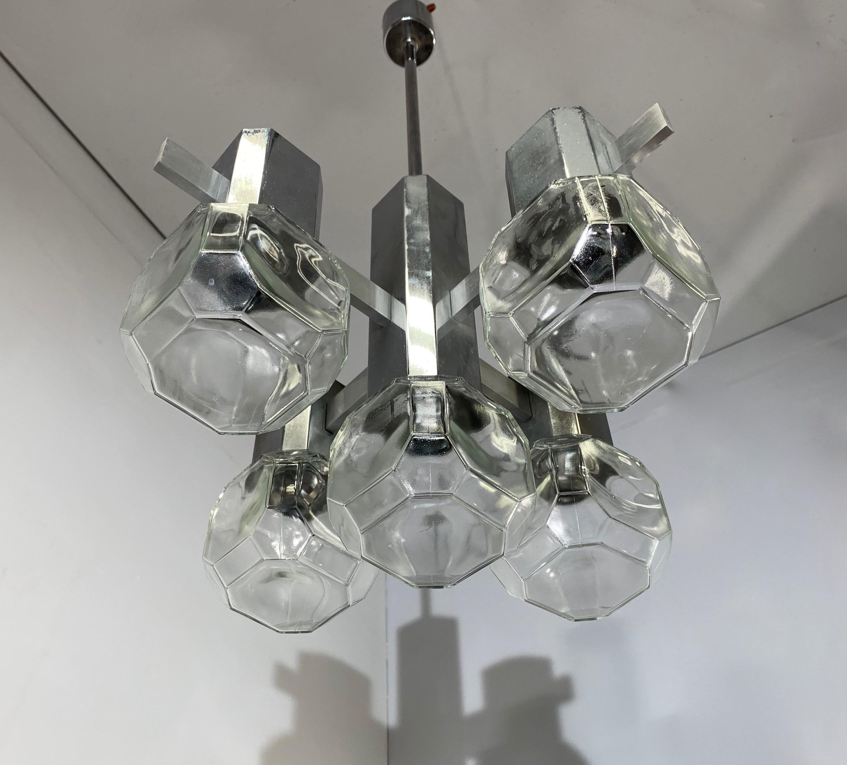 Mid-Century Modern Chrome Metal Pendant Light with Cubical Design Glass Shades For Sale 9