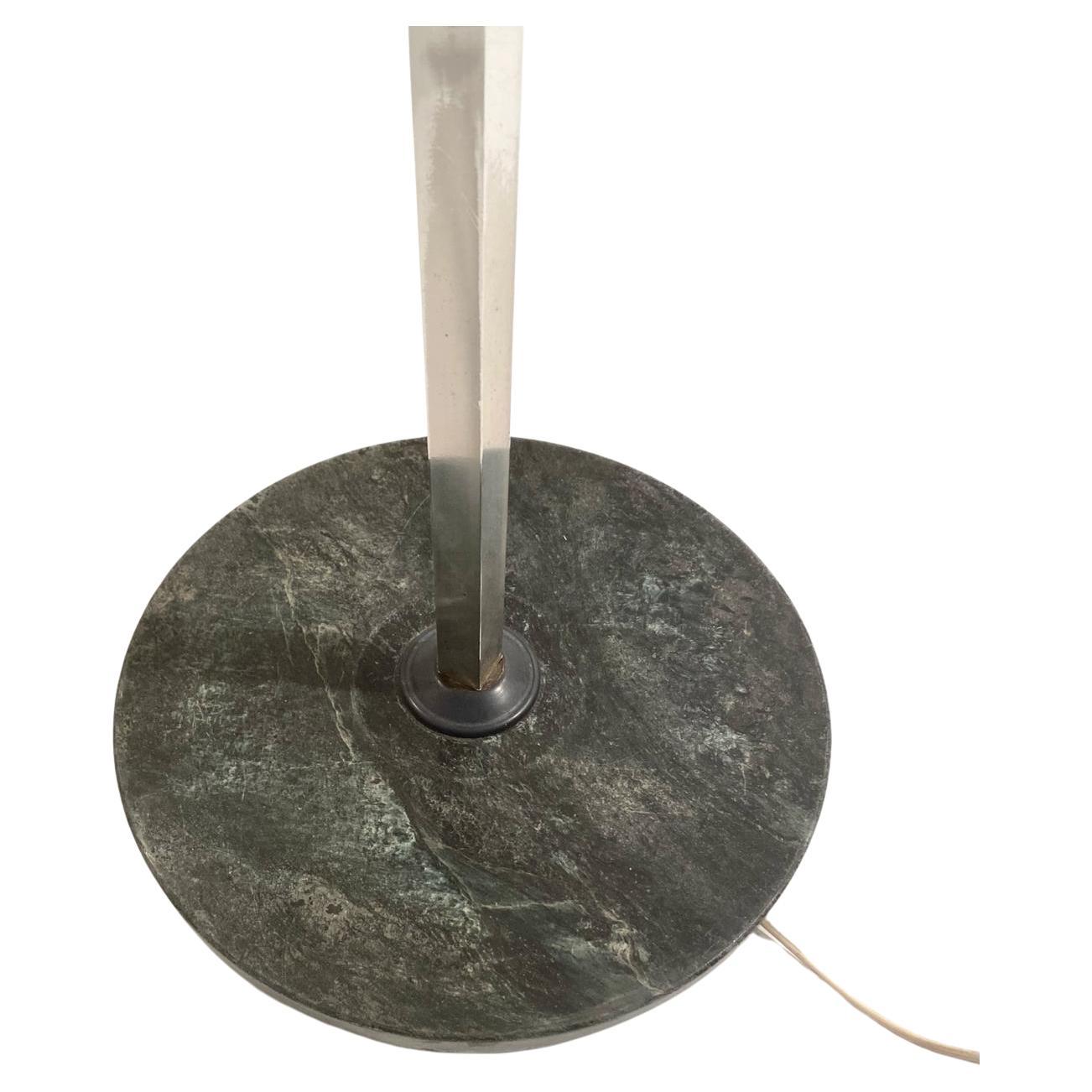 20ième siècle Lampadaire chromé mi-siècle moderne avec globes en verre, Italie, années 1960 en vente